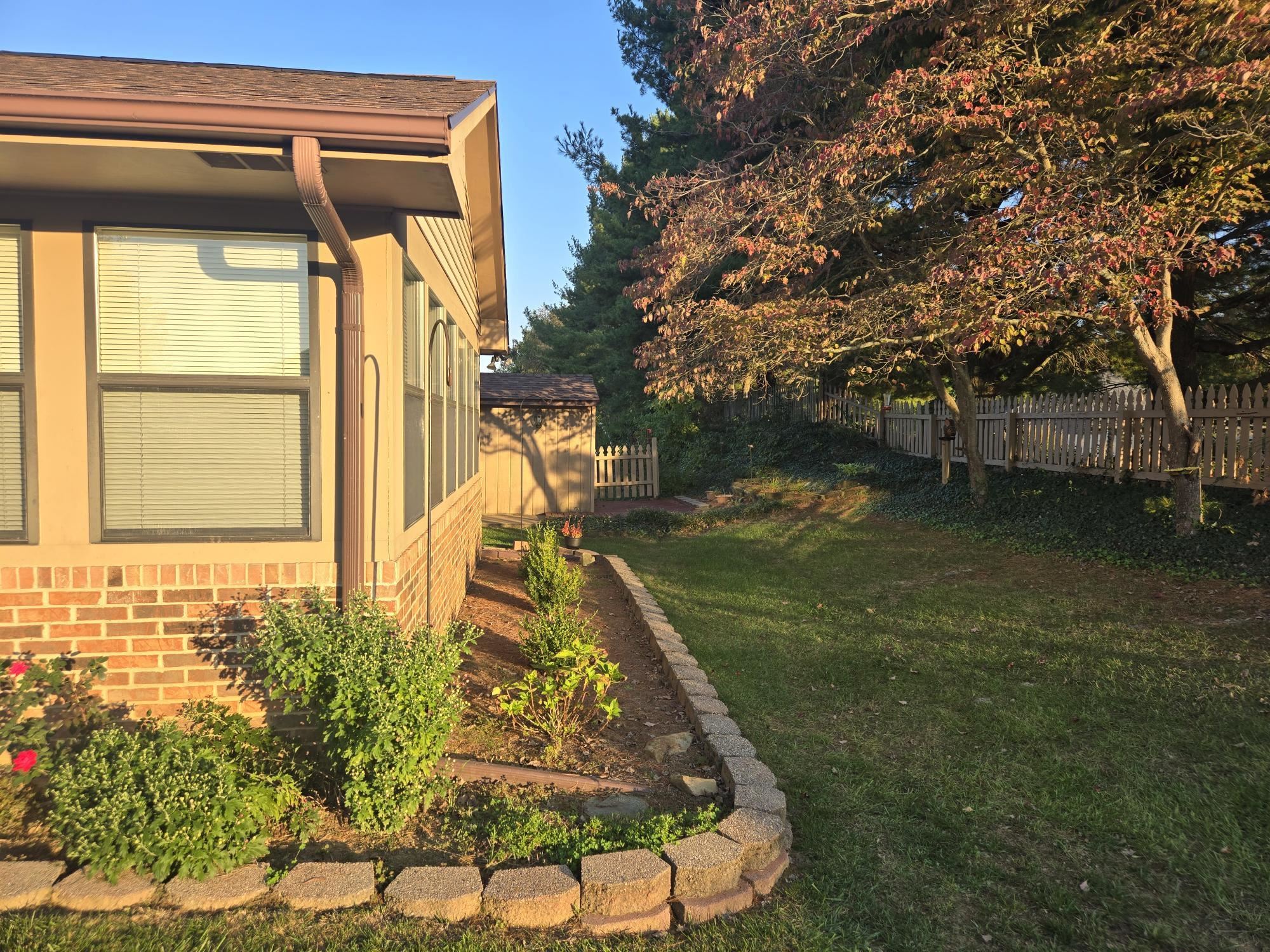 3628 Decidedly Court, Owensboro, Kentucky 42303, 3 Bedrooms Bedrooms, ,2 BathroomsBathrooms,Single Family Residence,For Sale,Decidedly Court,93379