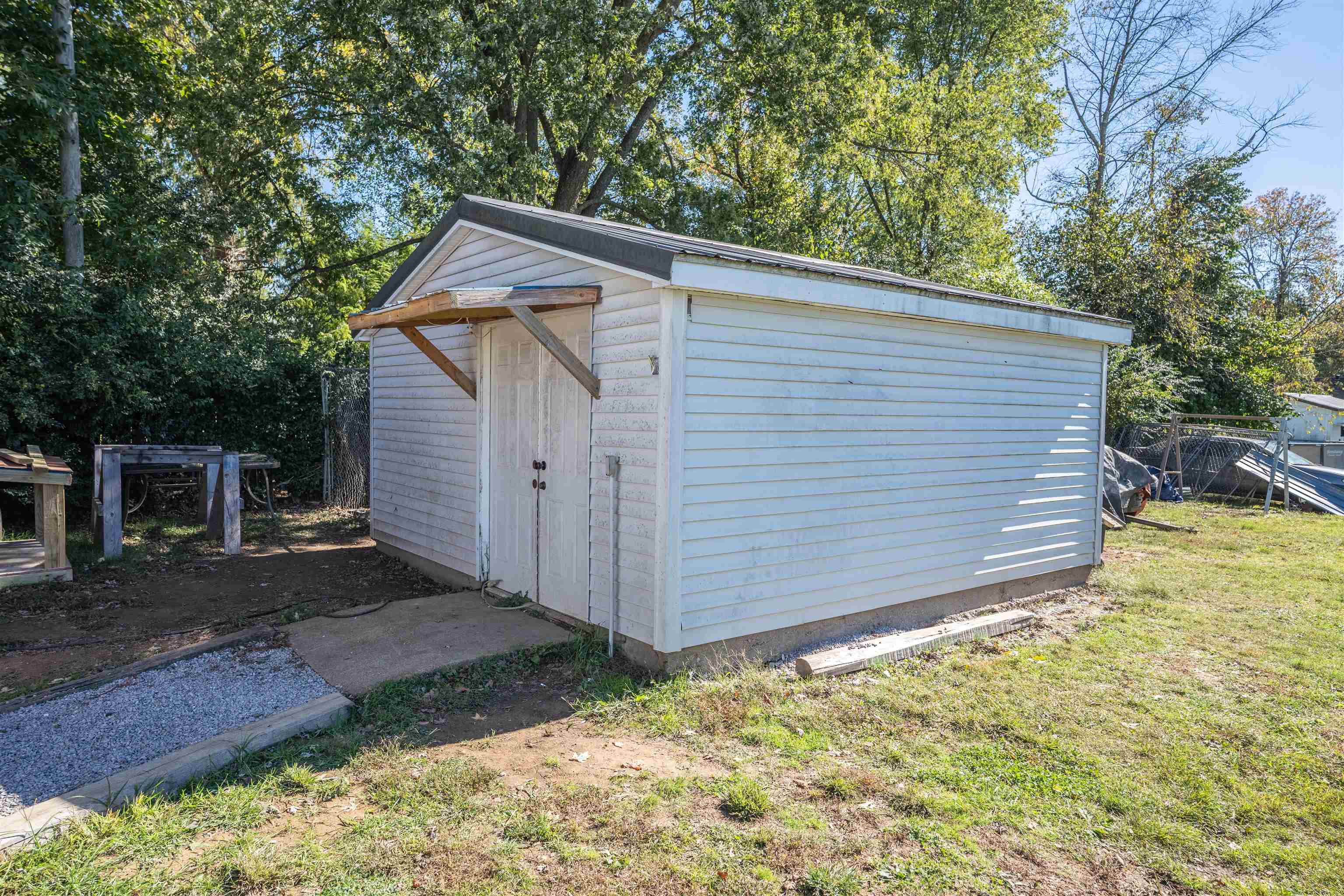 710 Madison St, Hartford, Kentucky 42347, 3 Bedrooms Bedrooms, ,1 BathroomBathrooms,Single Family Residence,For Sale,Madison St,93380
