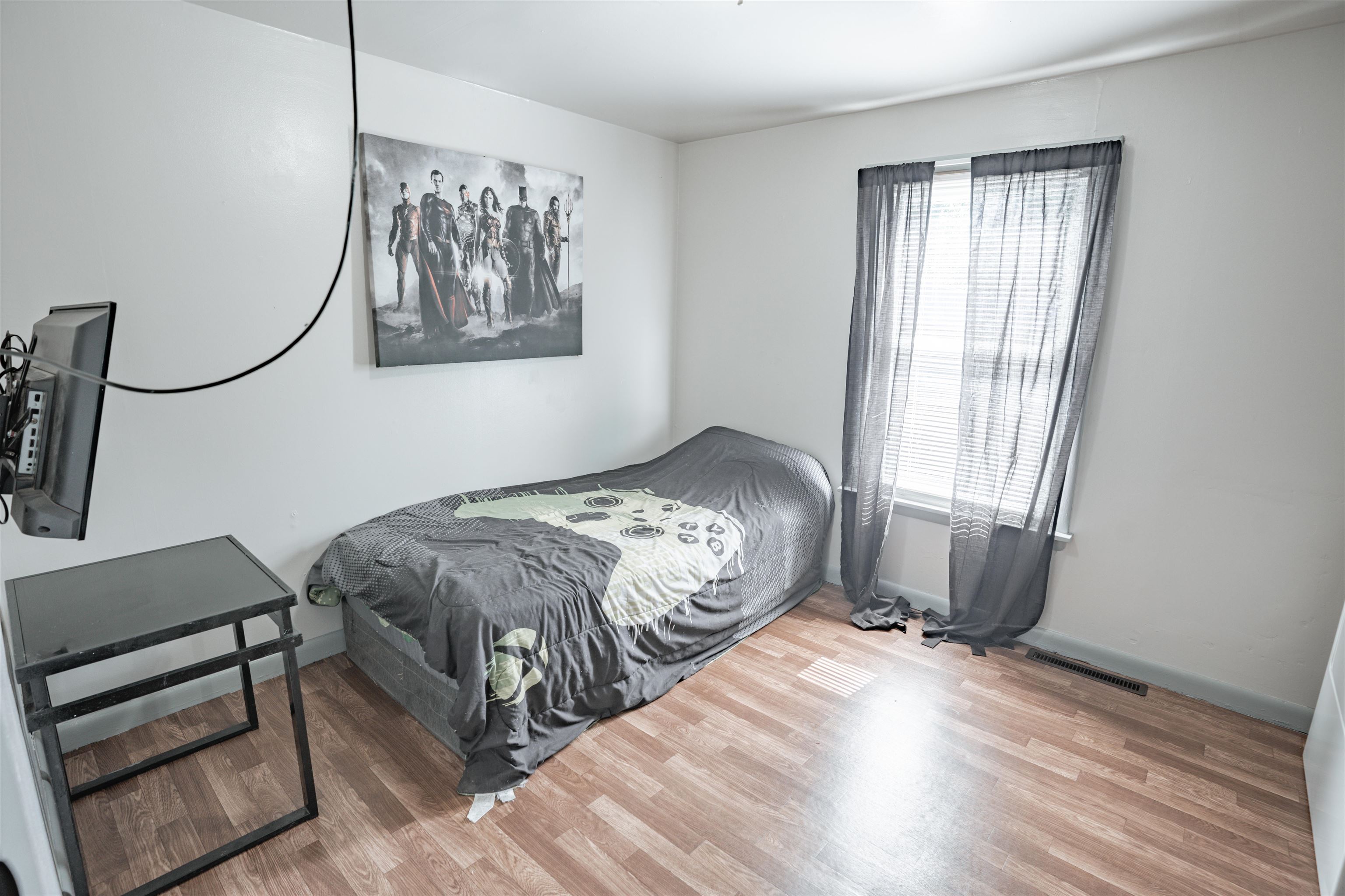 710 Madison St, Hartford, Kentucky 42347, 3 Bedrooms Bedrooms, ,1 BathroomBathrooms,Single Family Residence,For Sale,Madison St,93380