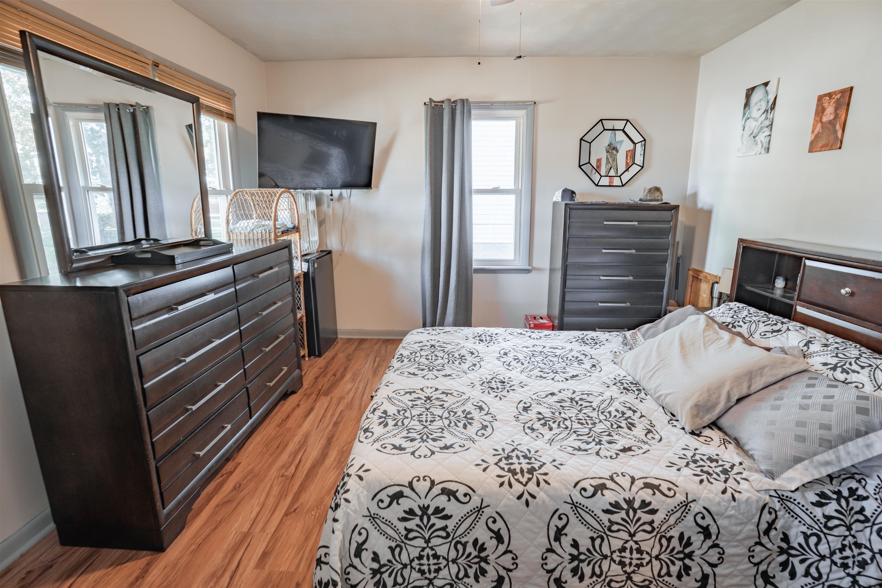 710 Madison St, Hartford, Kentucky 42347, 3 Bedrooms Bedrooms, ,1 BathroomBathrooms,Single Family Residence,For Sale,Madison St,93380