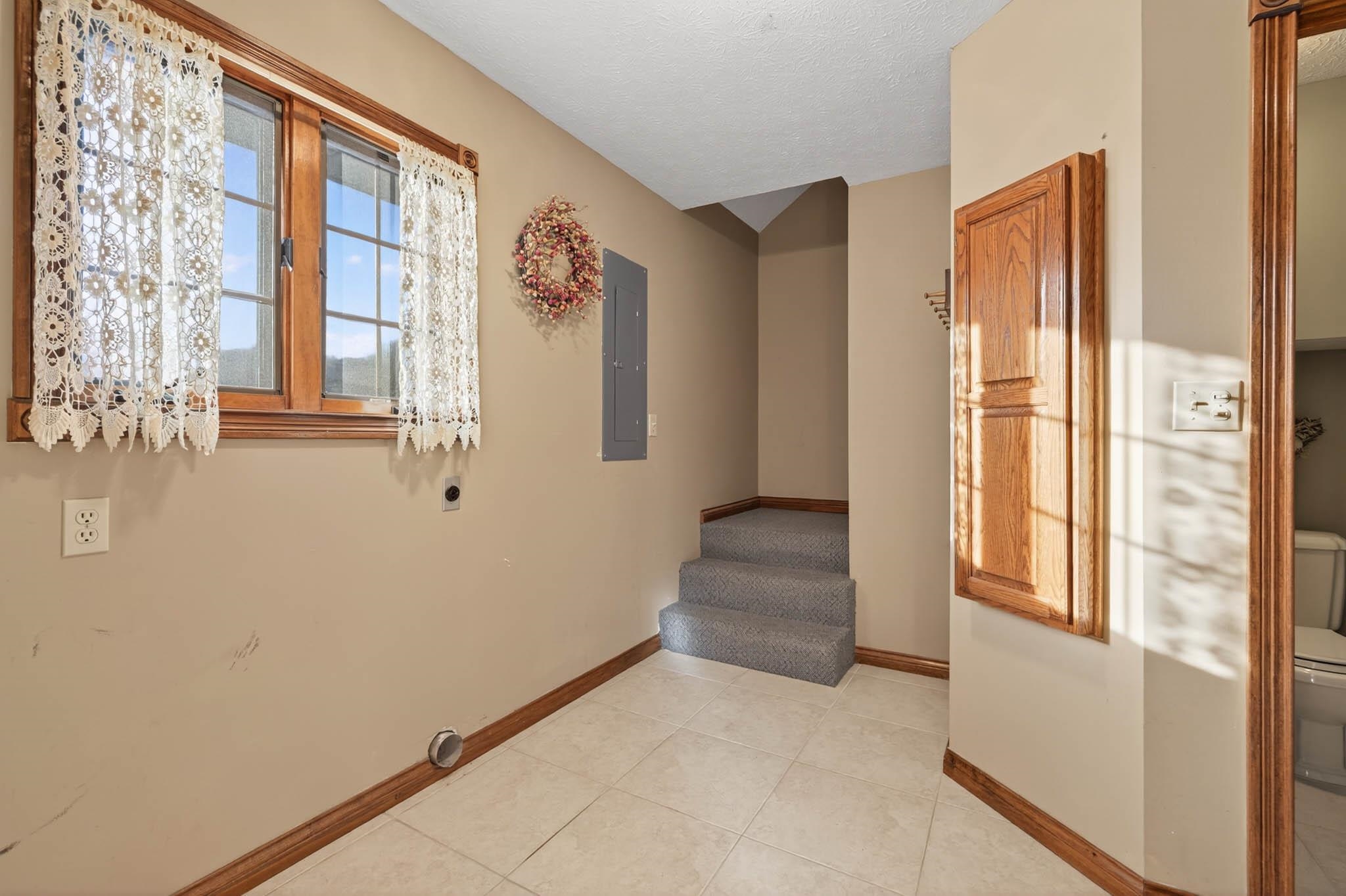 11132 Fields Road South, Utica, Kentucky 42376, 3 Bedrooms Bedrooms, ,2 BathroomsBathrooms,Single Family Residence,For Sale,Fields Road South,93381