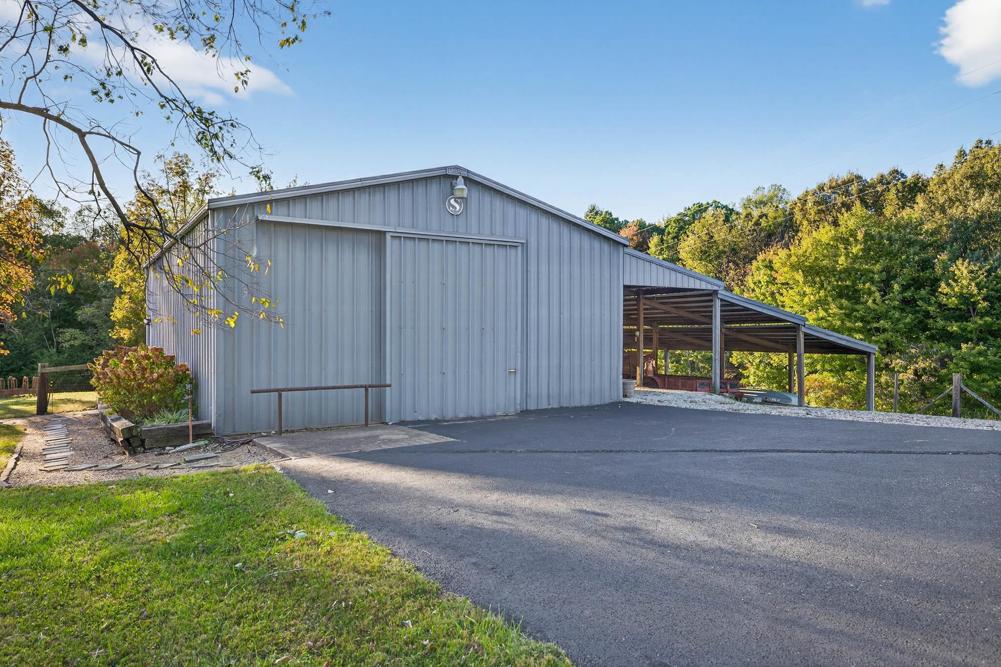 11132 Fields Road South, Utica, Kentucky 42376, 3 Bedrooms Bedrooms, ,2 BathroomsBathrooms,Single Family Residence,For Sale,Fields Road South,93381