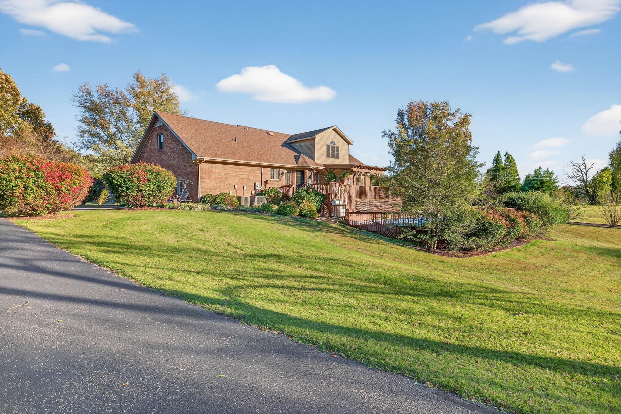 11132 Fields Road South, Utica, Kentucky 42376, 3 Bedrooms Bedrooms, ,2 BathroomsBathrooms,Single Family Residence,For Sale,Fields Road South,93381