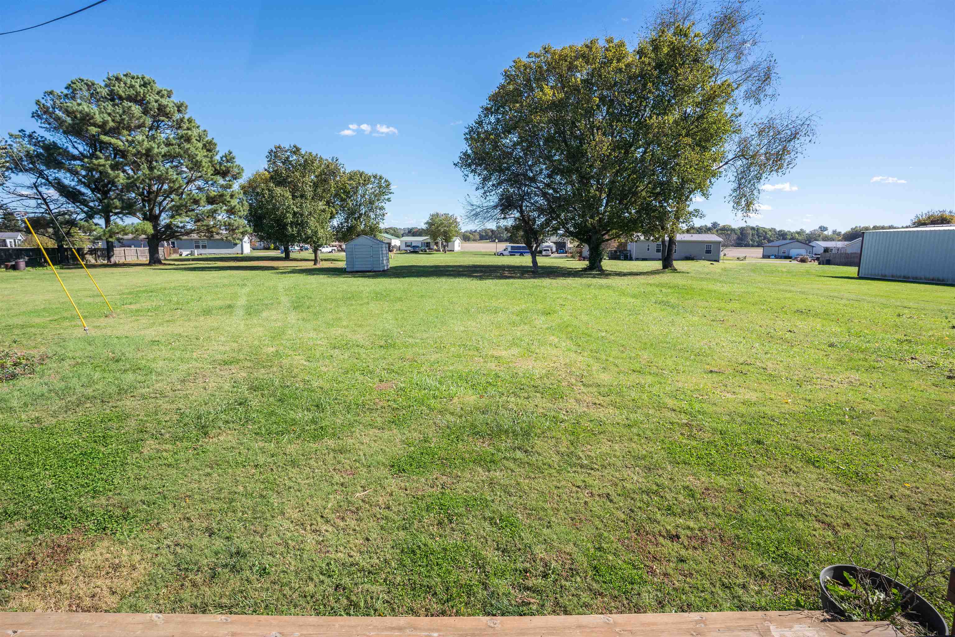8988 Sacra Dr, Maceo, Kentucky 42355, 2 Bedrooms Bedrooms, ,1 BathroomBathrooms,Single Family Residence,For Sale,Sacra Dr,93382