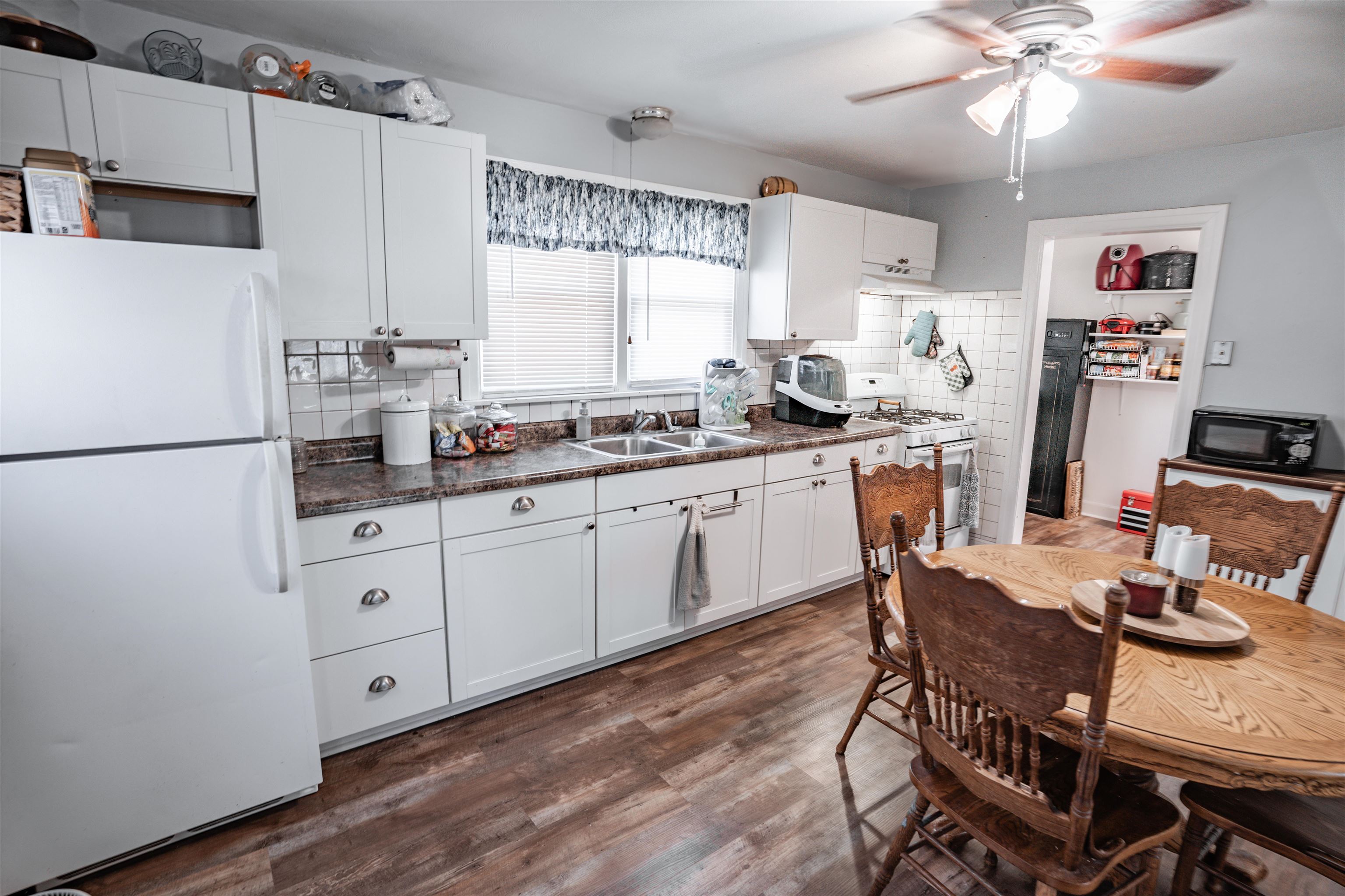 8988 Sacra Dr, Maceo, Kentucky 42355, 2 Bedrooms Bedrooms, ,1 BathroomBathrooms,Single Family Residence,For Sale,Sacra Dr,93382