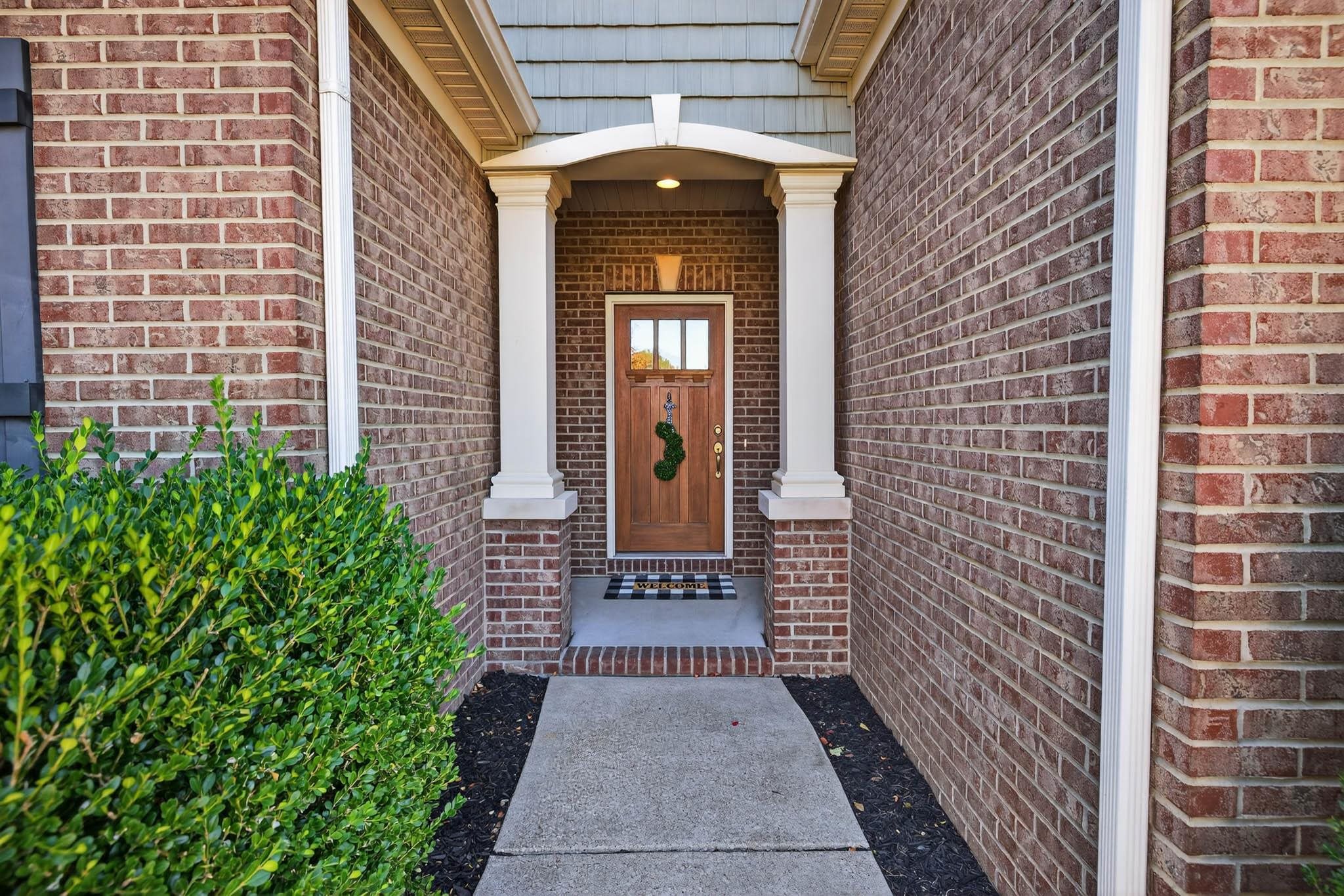 2242 Meadowhill Lane, Utica, Kentucky 42376, 3 Bedrooms Bedrooms, ,2 BathroomsBathrooms,Single Family Residence,For Sale,Meadowhill Lane,93386