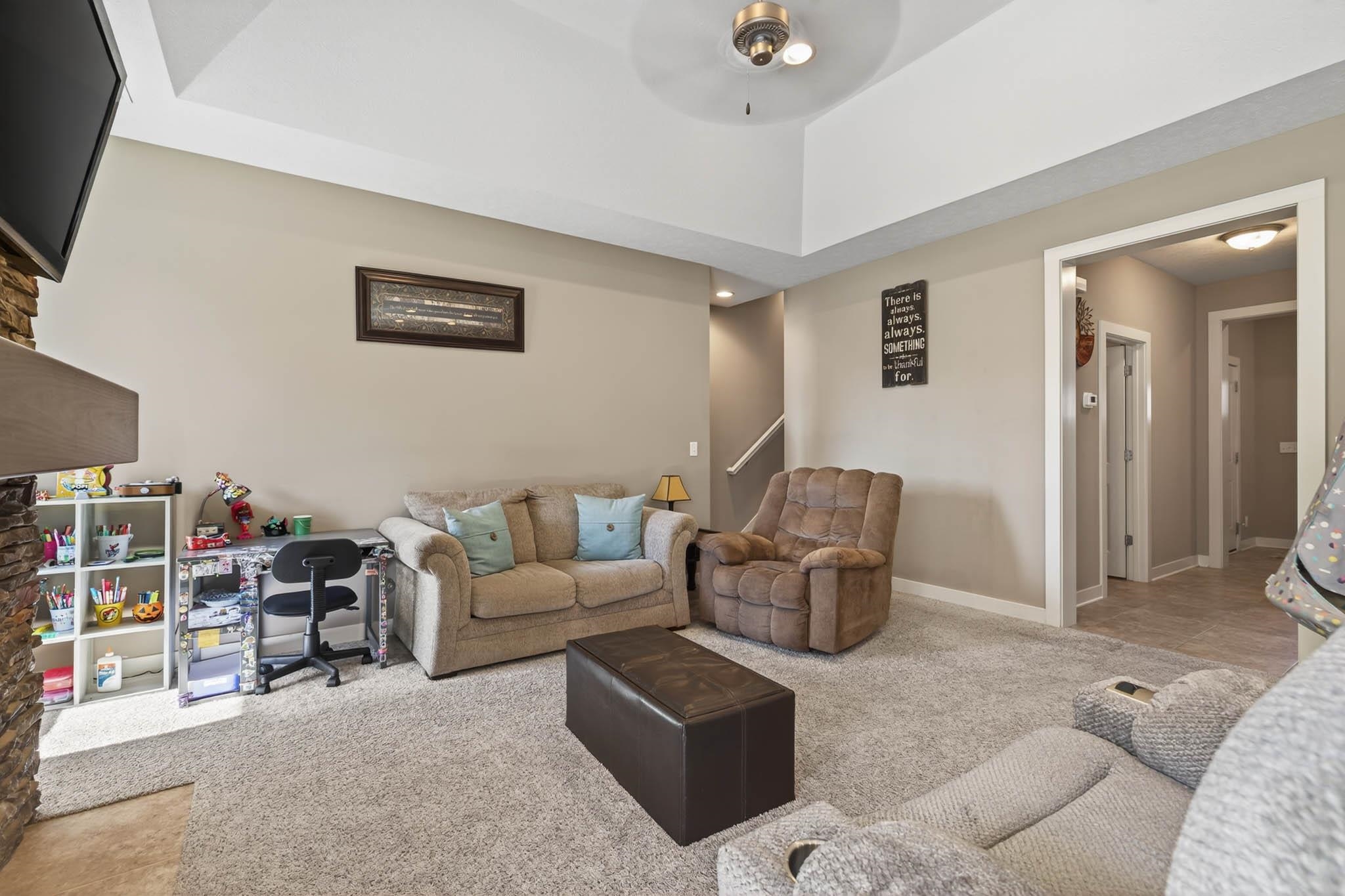 2242 Meadowhill Lane, Utica, Kentucky 42376, 3 Bedrooms Bedrooms, ,2 BathroomsBathrooms,Single Family Residence,For Sale,Meadowhill Lane,93386