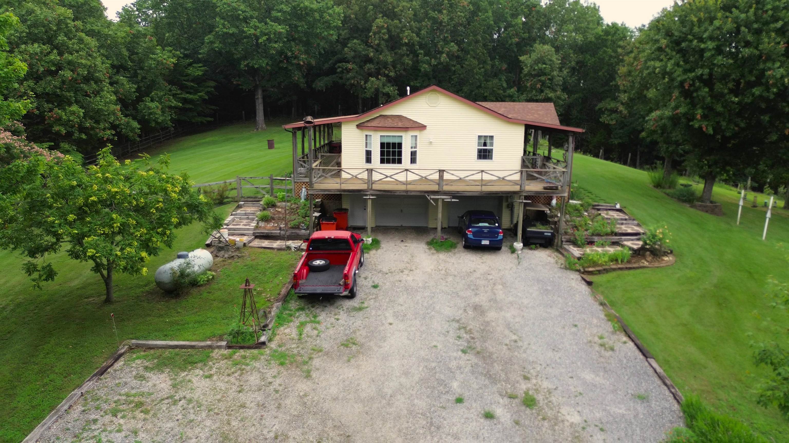1020 Yates Chapel Rd, Cecilia, Kentucky 42724, 3 Bedrooms Bedrooms, ,2 BathroomsBathrooms,Single Family Residence,For Sale,Yates Chapel Rd,93391