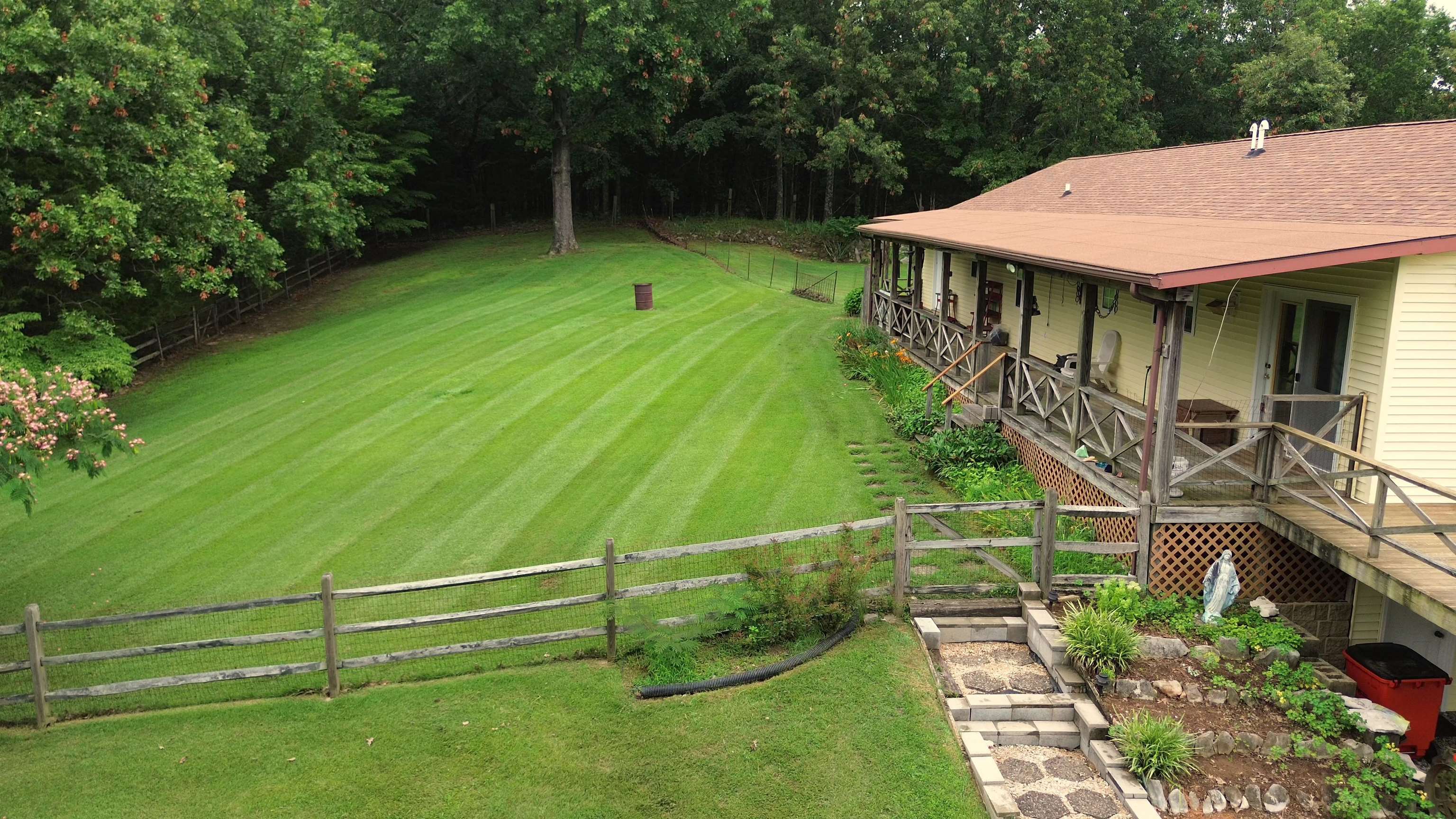1020 Yates Chapel Rd, Cecilia, Kentucky 42724, 3 Bedrooms Bedrooms, ,2 BathroomsBathrooms,Single Family Residence,For Sale,Yates Chapel Rd,93391