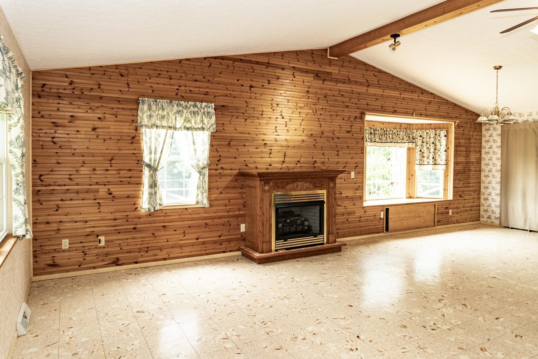 1020 Yates Chapel Rd, Cecilia, Kentucky 42724, 3 Bedrooms Bedrooms, ,2 BathroomsBathrooms,Single Family Residence,For Sale,Yates Chapel Rd,93391