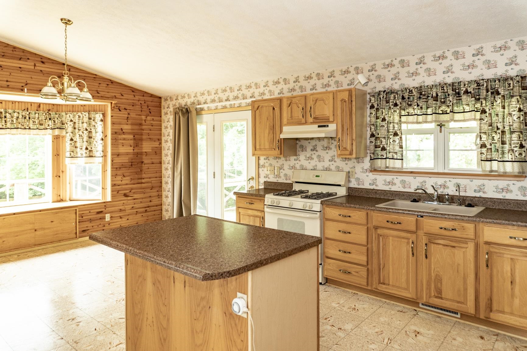 1020 Yates Chapel Rd, Cecilia, Kentucky 42724, 3 Bedrooms Bedrooms, ,2 BathroomsBathrooms,Single Family Residence,For Sale,Yates Chapel Rd,93391
