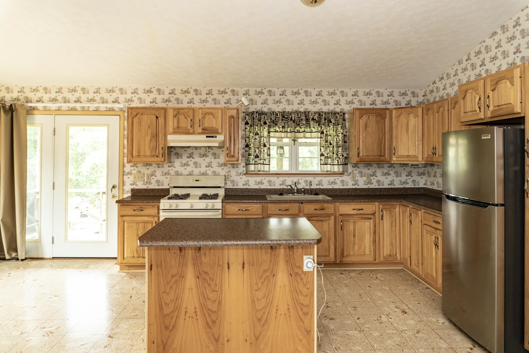 1020 Yates Chapel Rd, Cecilia, Kentucky 42724, 3 Bedrooms Bedrooms, ,2 BathroomsBathrooms,Single Family Residence,For Sale,Yates Chapel Rd,93391