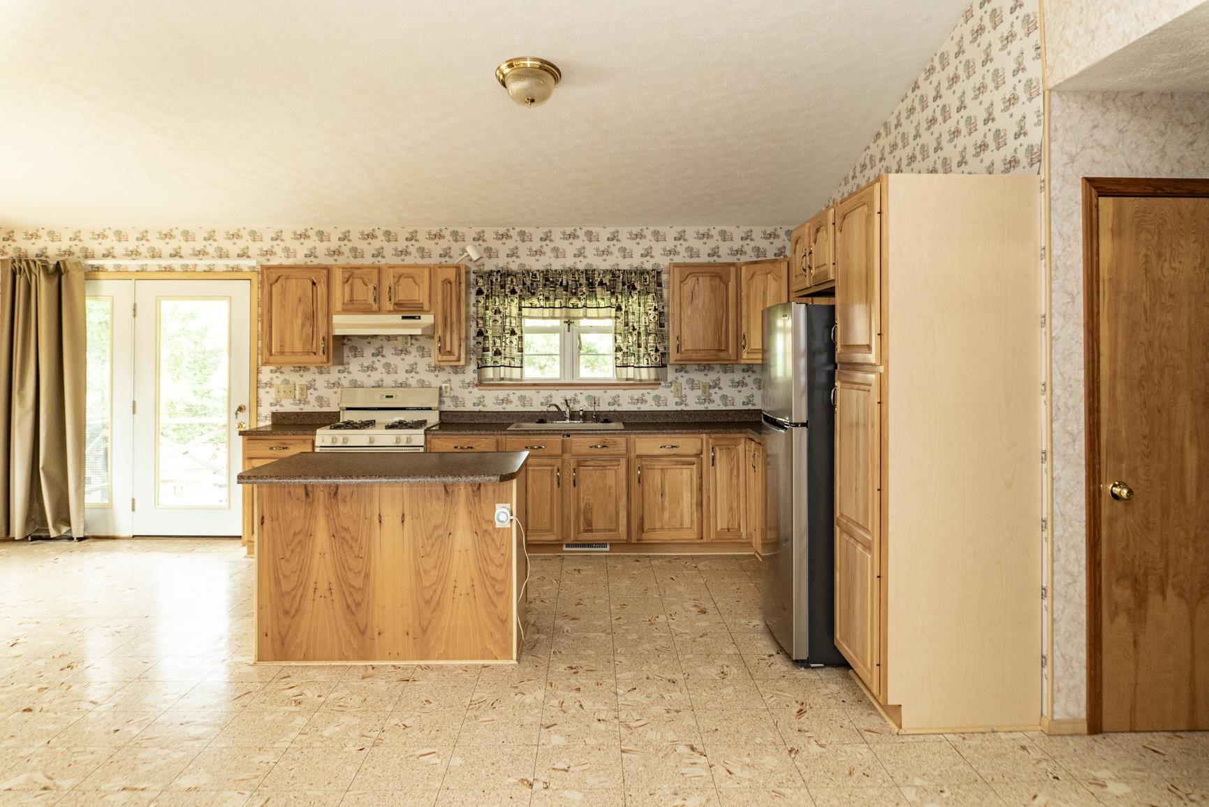 1020 Yates Chapel Rd, Cecilia, Kentucky 42724, 3 Bedrooms Bedrooms, ,2 BathroomsBathrooms,Single Family Residence,For Sale,Yates Chapel Rd,93391