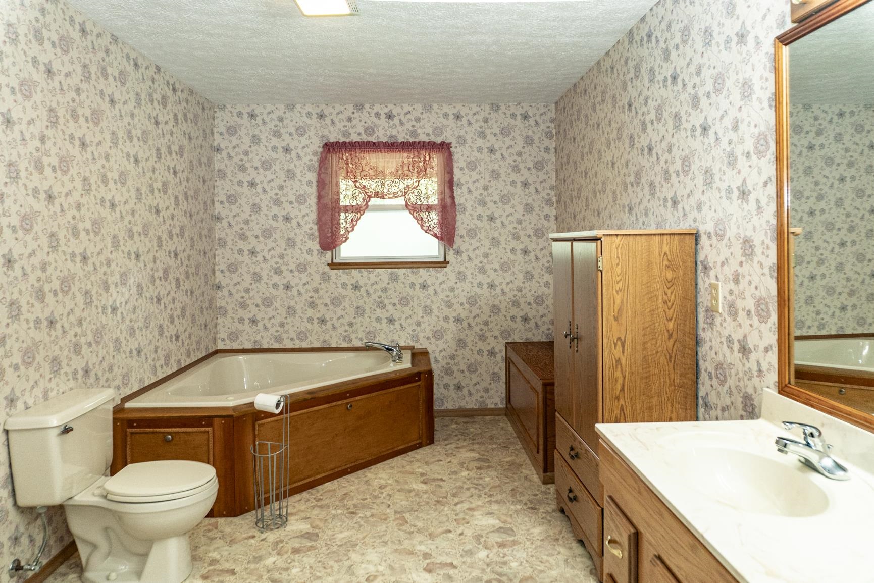 1020 Yates Chapel Rd, Cecilia, Kentucky 42724, 3 Bedrooms Bedrooms, ,2 BathroomsBathrooms,Single Family Residence,For Sale,Yates Chapel Rd,93391