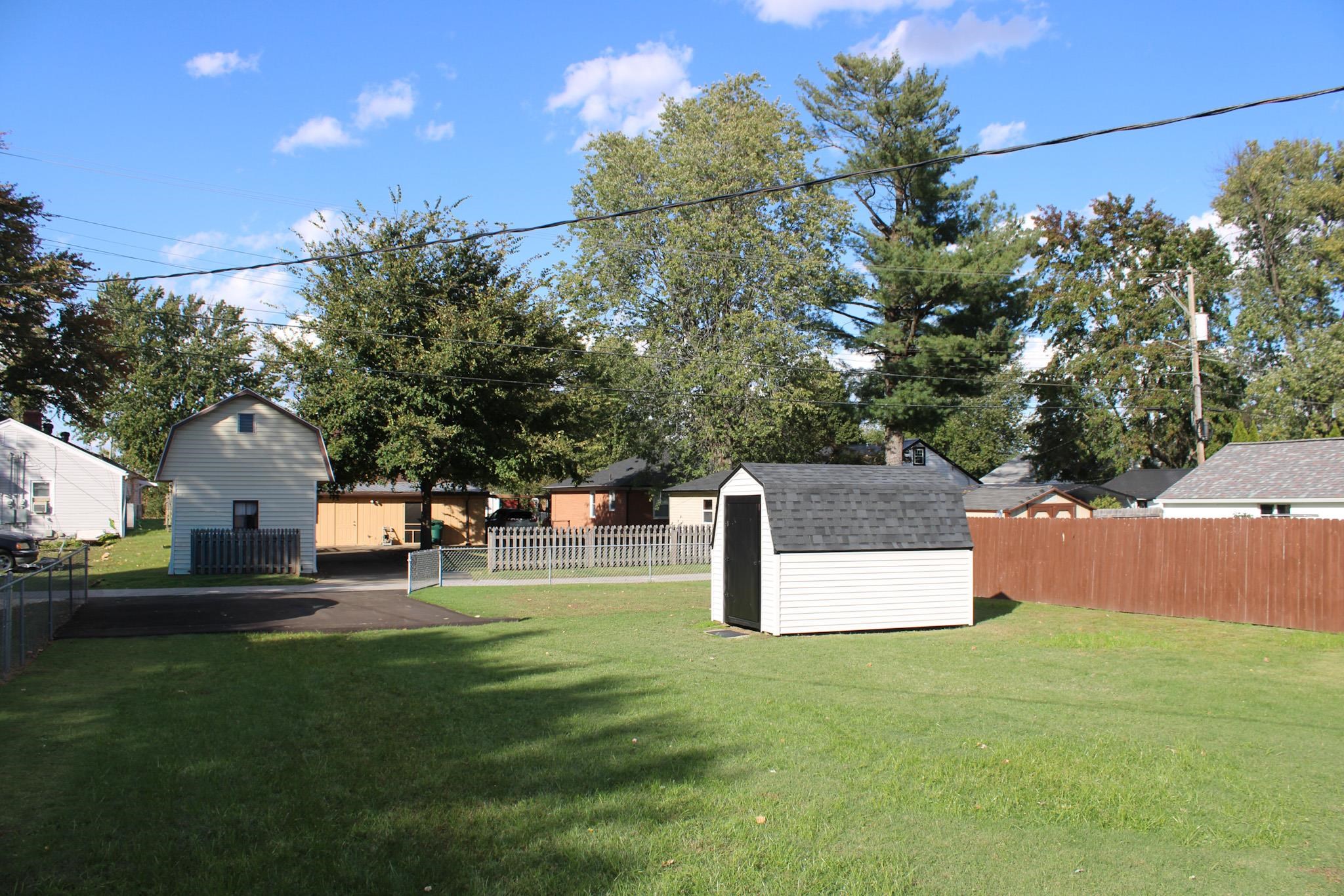 305 23Rd St, Owensboro, Kentucky 42303, 3 Bedrooms Bedrooms, ,2 BathroomsBathrooms,Single Family Residence,For Sale,23Rd St,93392