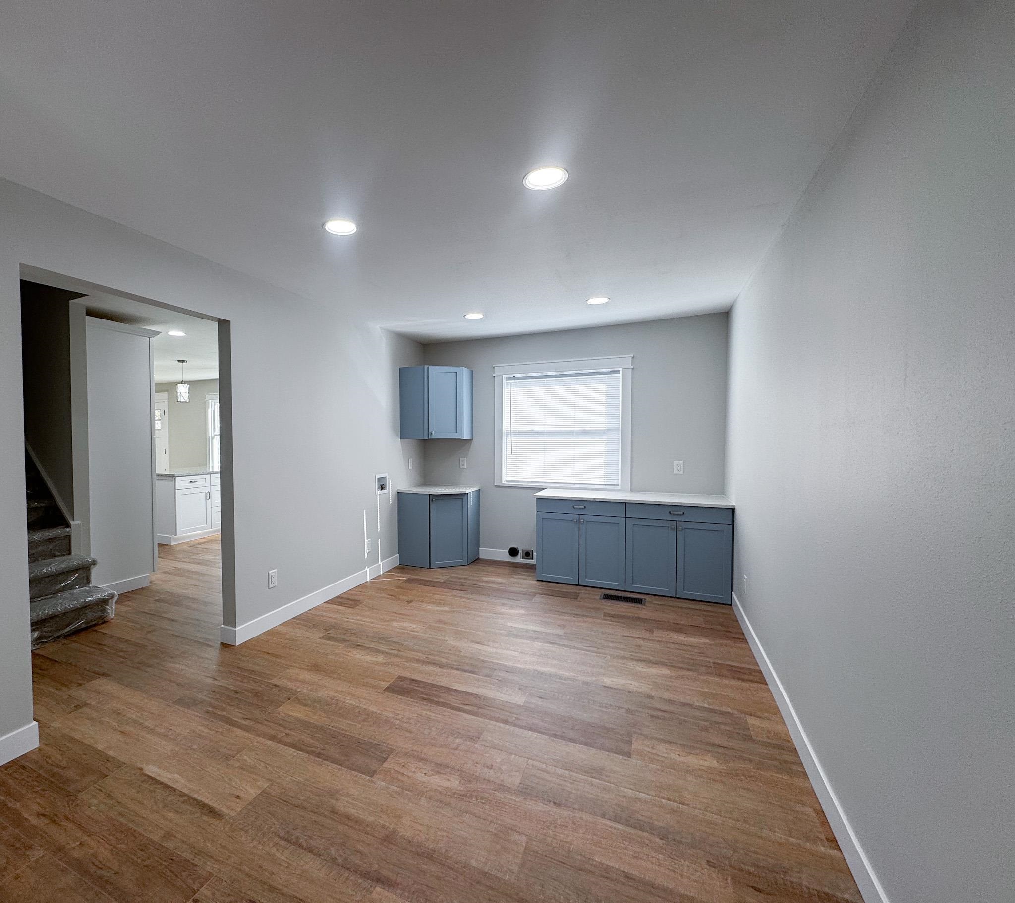 305 23Rd St, Owensboro, Kentucky 42303, 3 Bedrooms Bedrooms, ,2 BathroomsBathrooms,Single Family Residence,For Sale,23Rd St,93392