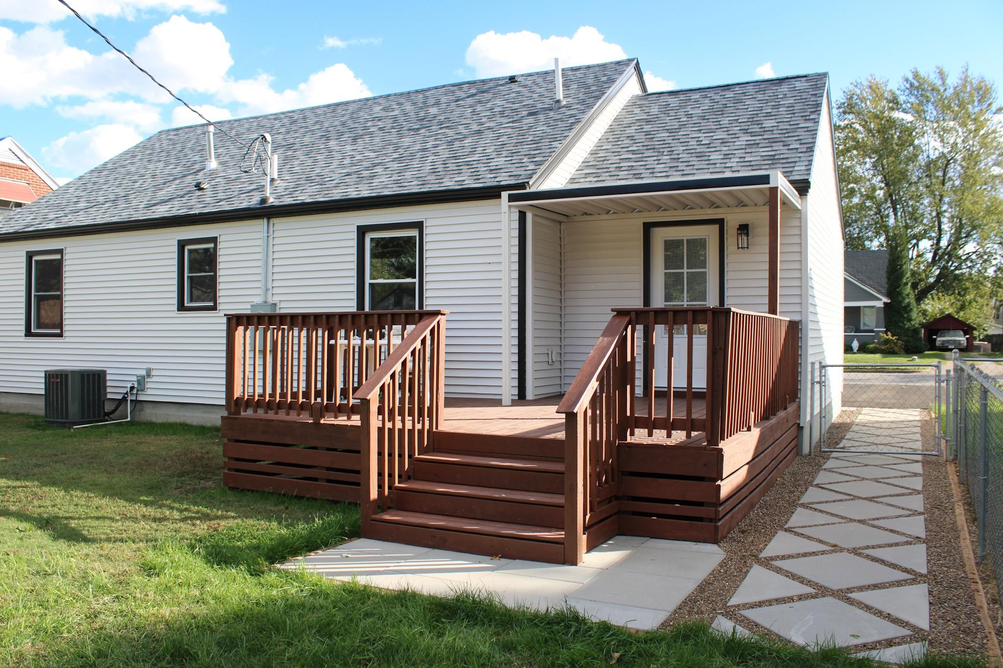 305 23Rd St, Owensboro, Kentucky 42303, 3 Bedrooms Bedrooms, ,2 BathroomsBathrooms,Single Family Residence,For Sale,23Rd St,93392