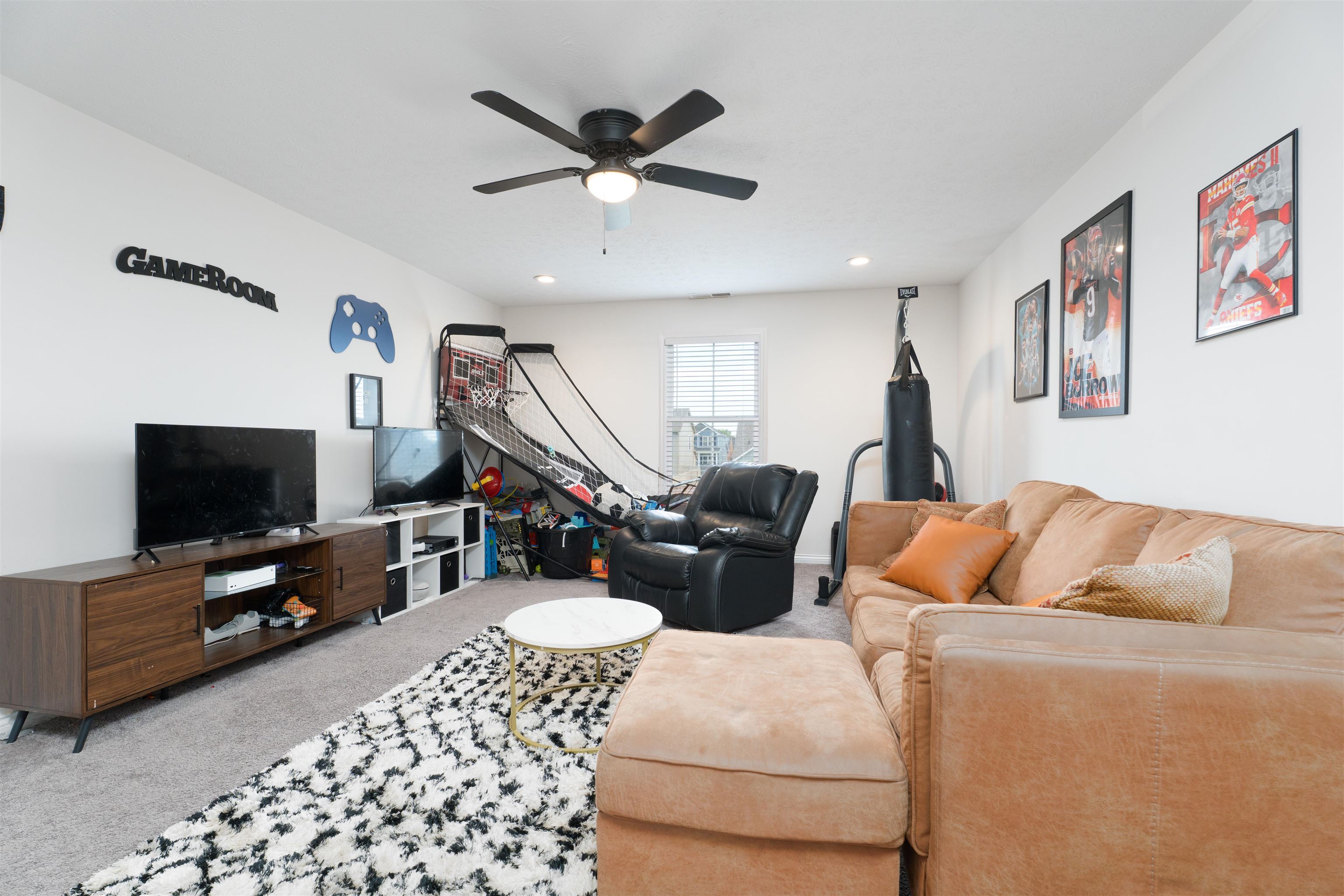 5118 Funny Cide Cove, Owensboro, Kentucky 42301, 4 Bedrooms Bedrooms, ,2 BathroomsBathrooms,Single Family Residence,For Sale,Funny Cide Cove,93395