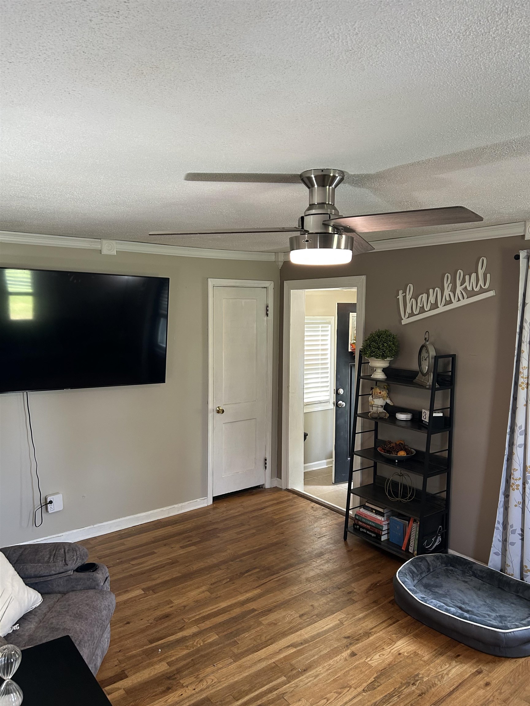 7729 Highway 81, Owensboro, Kentucky 42301, 2 Bedrooms Bedrooms, ,1 BathroomBathrooms,Single Family Residence,For Sale,Highway 81,93397