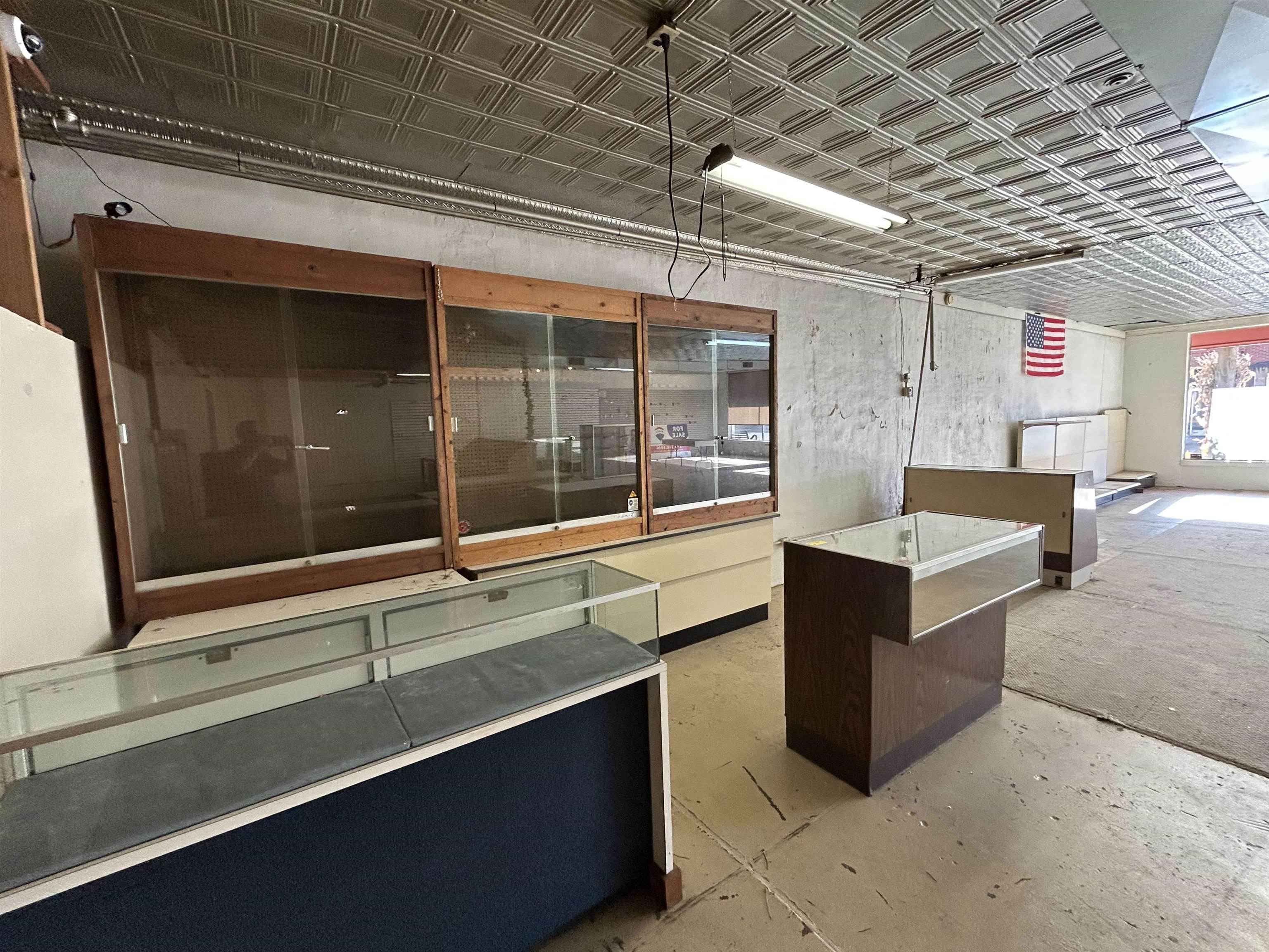 219 Main St, Hartford, Kentucky 42347, ,Business,For Sale,Main St,93398