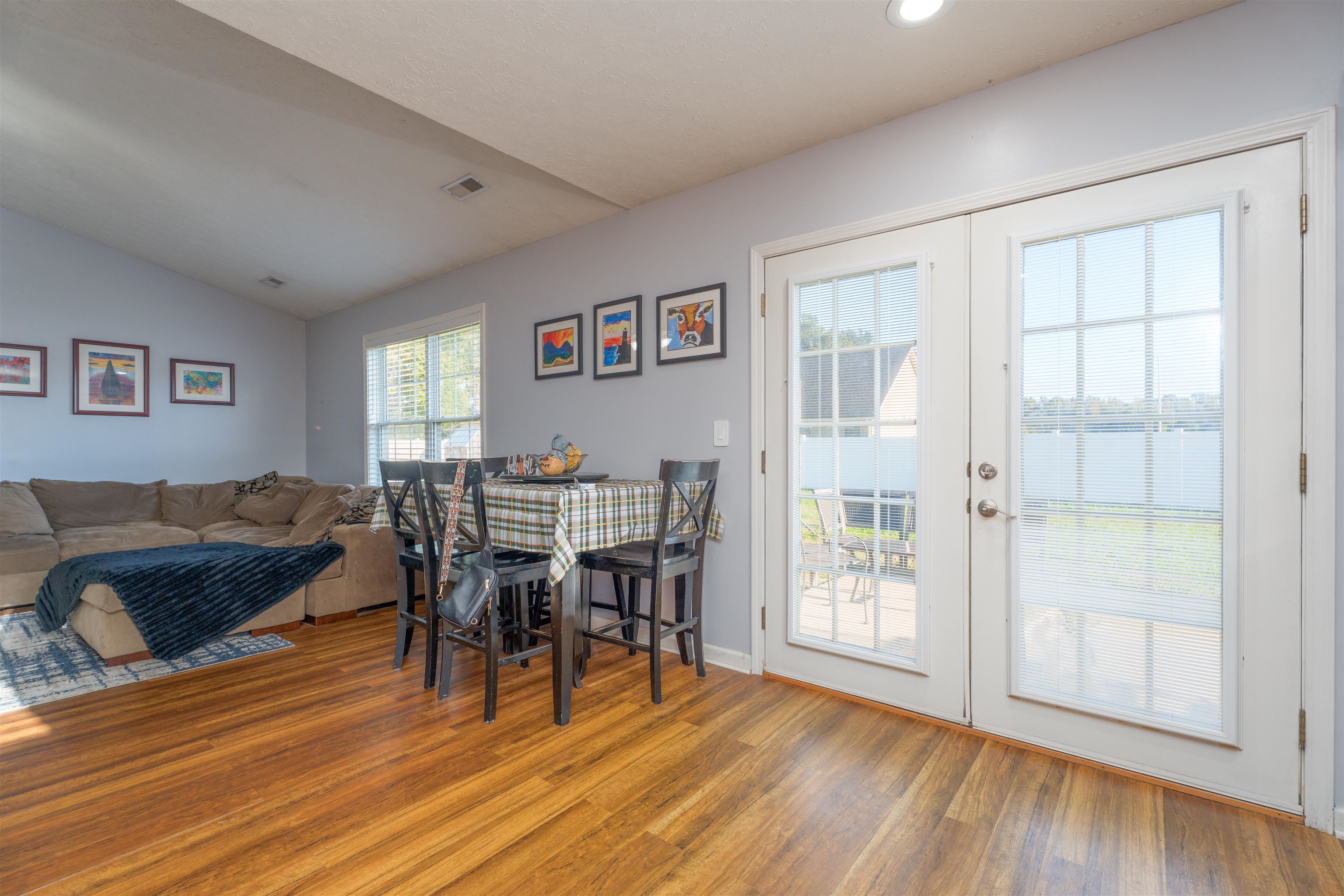 406 Bluegrass Drive, Lewisport, Kentucky 42351, 3 Bedrooms Bedrooms, ,2 BathroomsBathrooms,Single Family Residence,For Sale,Bluegrass Drive,93400
