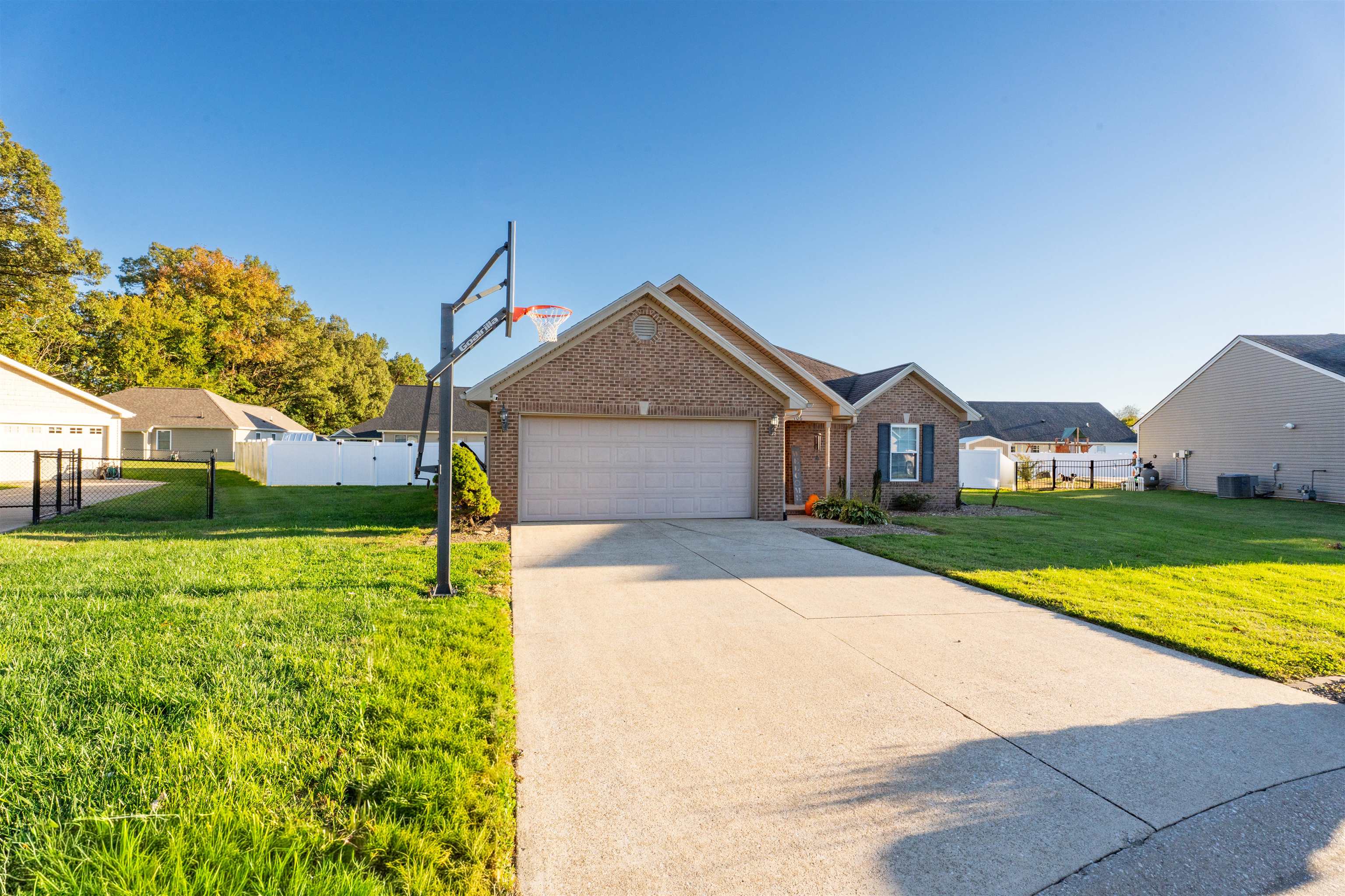 406 Bluegrass Drive, Lewisport, Kentucky 42351, 3 Bedrooms Bedrooms, ,2 BathroomsBathrooms,Single Family Residence,For Sale,Bluegrass Drive,93400