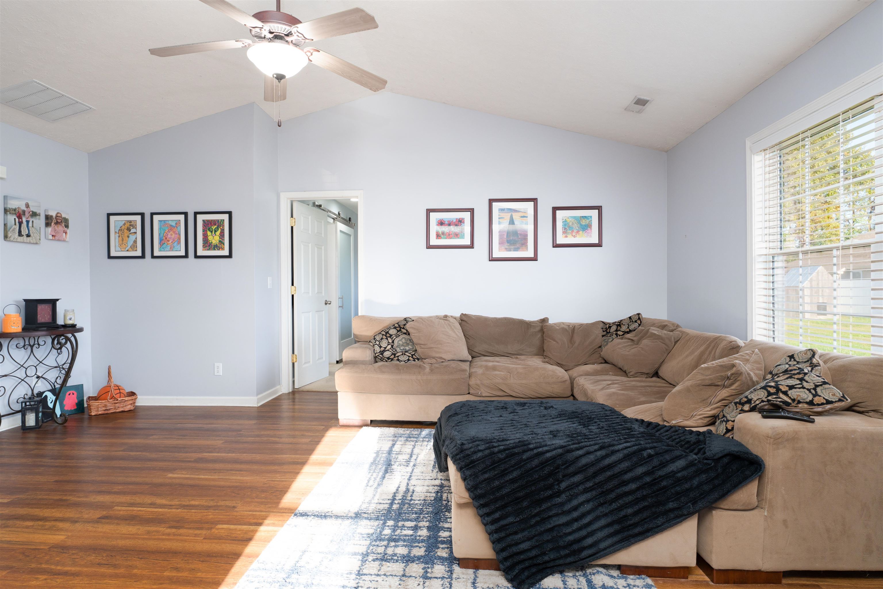406 Bluegrass Drive, Lewisport, Kentucky 42351, 3 Bedrooms Bedrooms, ,2 BathroomsBathrooms,Single Family Residence,For Sale,Bluegrass Drive,93400