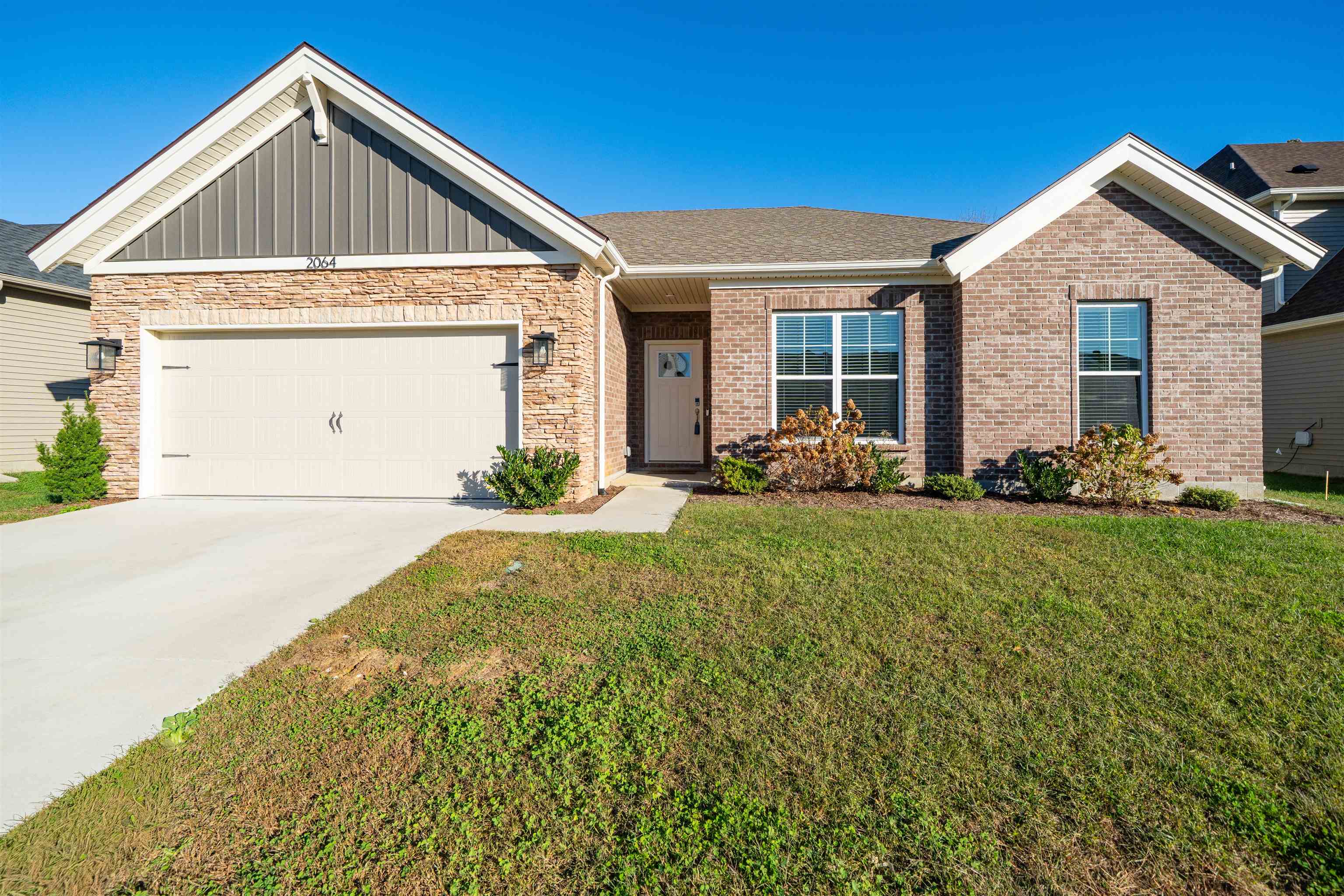 2064 Pebble Wood Drive, Owensboro, Kentucky 42303, 3 Bedrooms Bedrooms, ,2 BathroomsBathrooms,Single Family Residence,For Sale,Pebble Wood Drive,93402