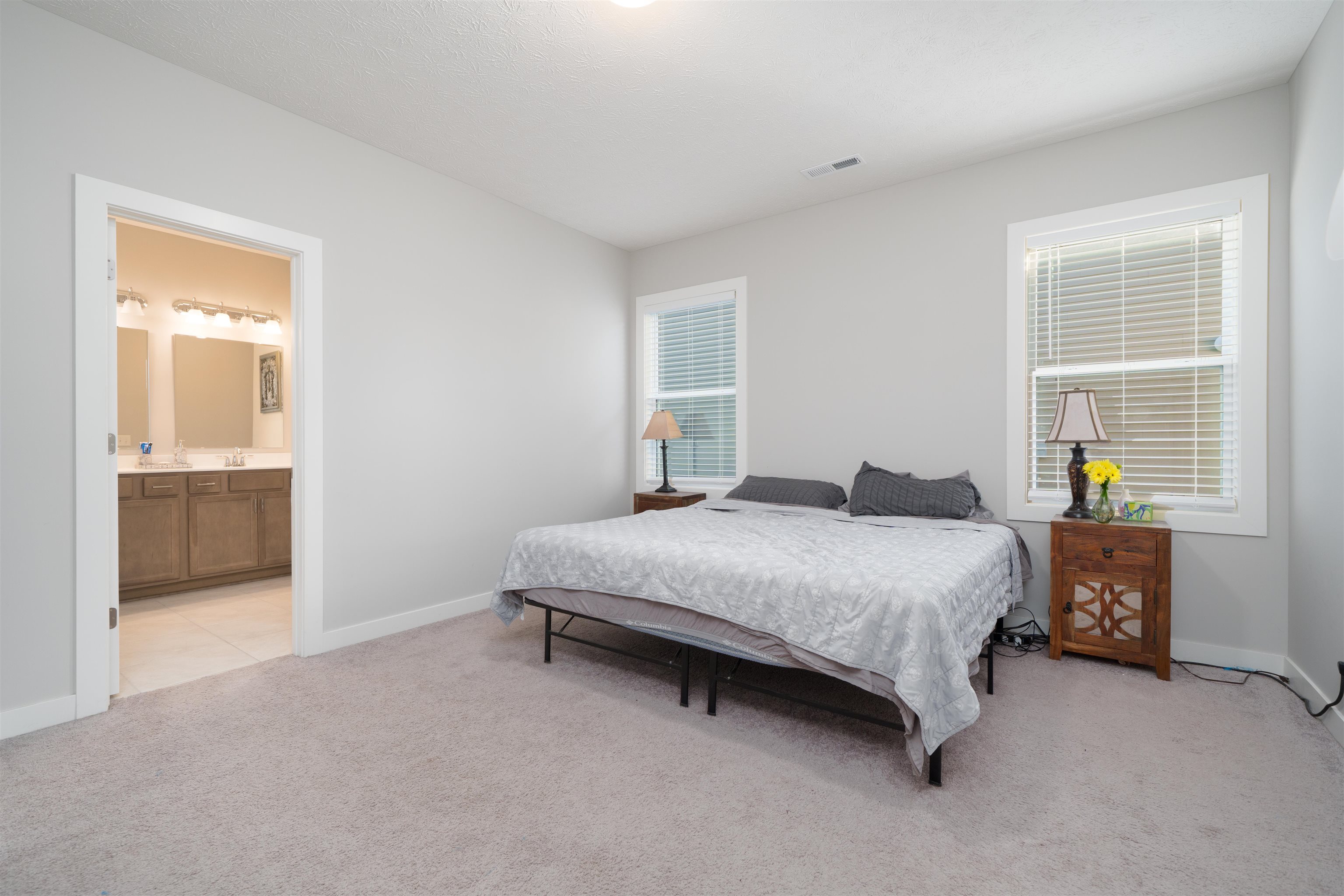2064 Pebble Wood Drive, Owensboro, Kentucky 42303, 3 Bedrooms Bedrooms, ,2 BathroomsBathrooms,Single Family Residence,For Sale,Pebble Wood Drive,93402