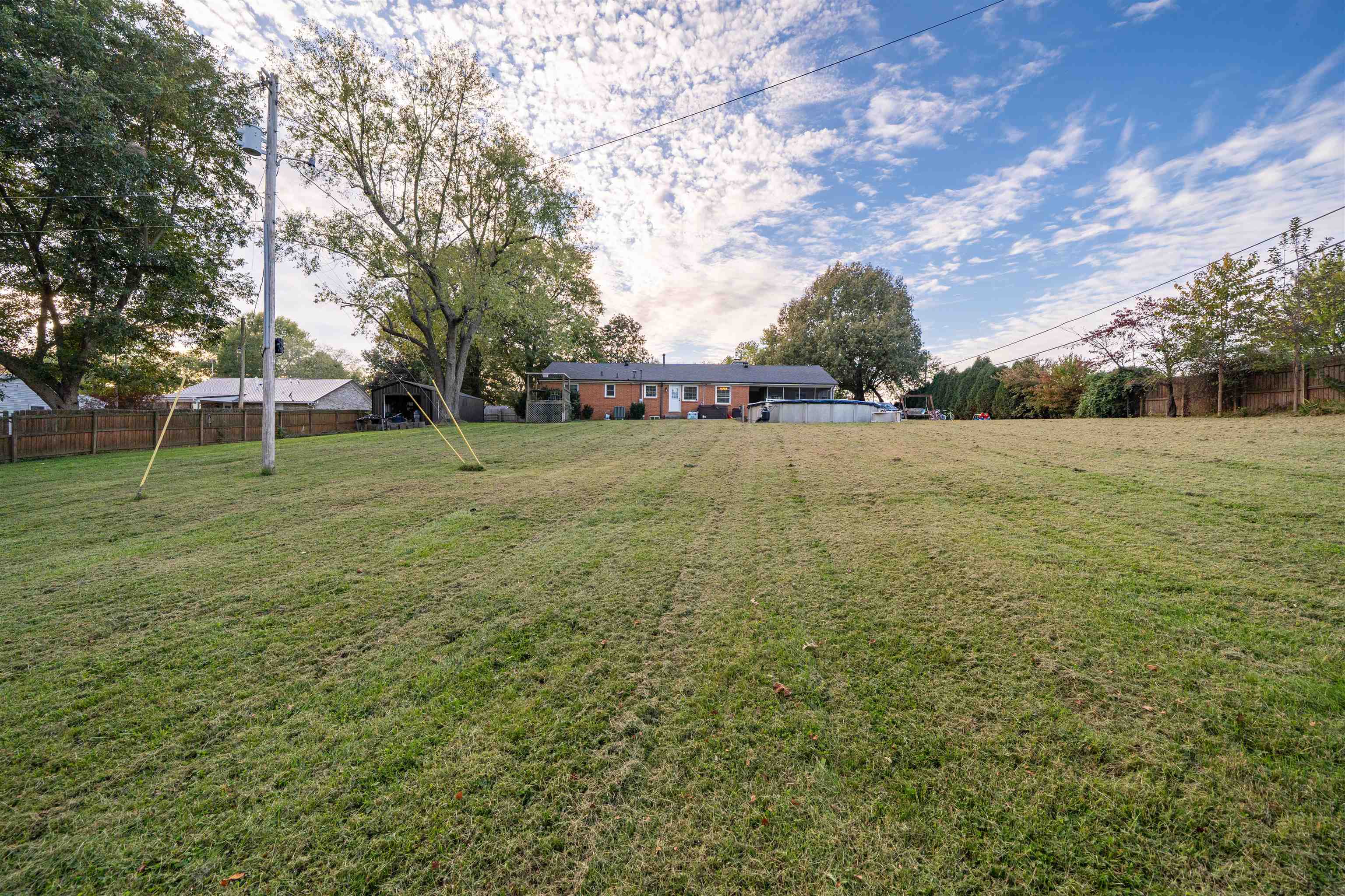 4707 Shell Dr, Owensboro, Kentucky 42303, 3 Bedrooms Bedrooms, ,3 BathroomsBathrooms,Single Family Residence,For Sale,Shell Dr,93403