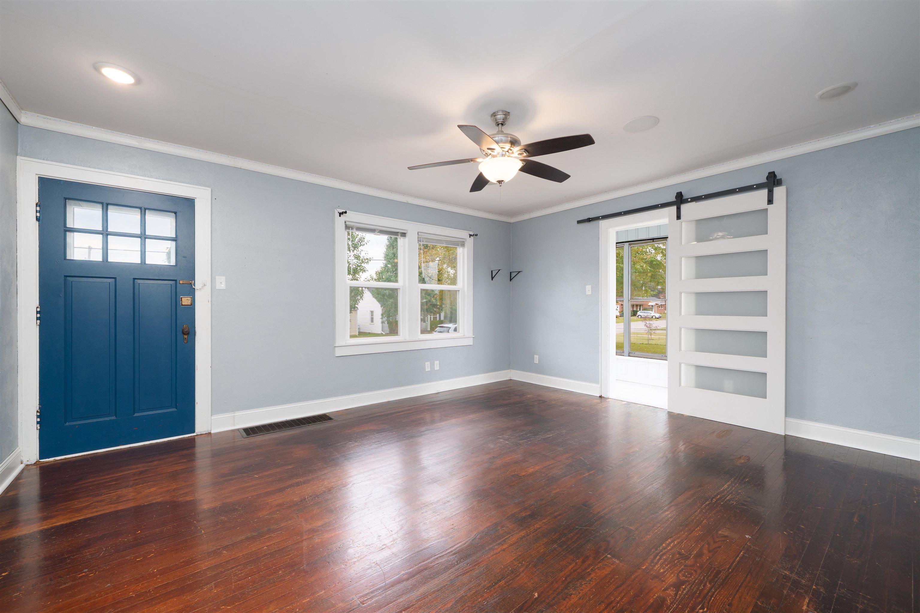 3414 Daviess St, Owensboro, Kentucky 42303, 3 Bedrooms Bedrooms, ,2 BathroomsBathrooms,Single Family Residence,For Sale,Daviess St,93406