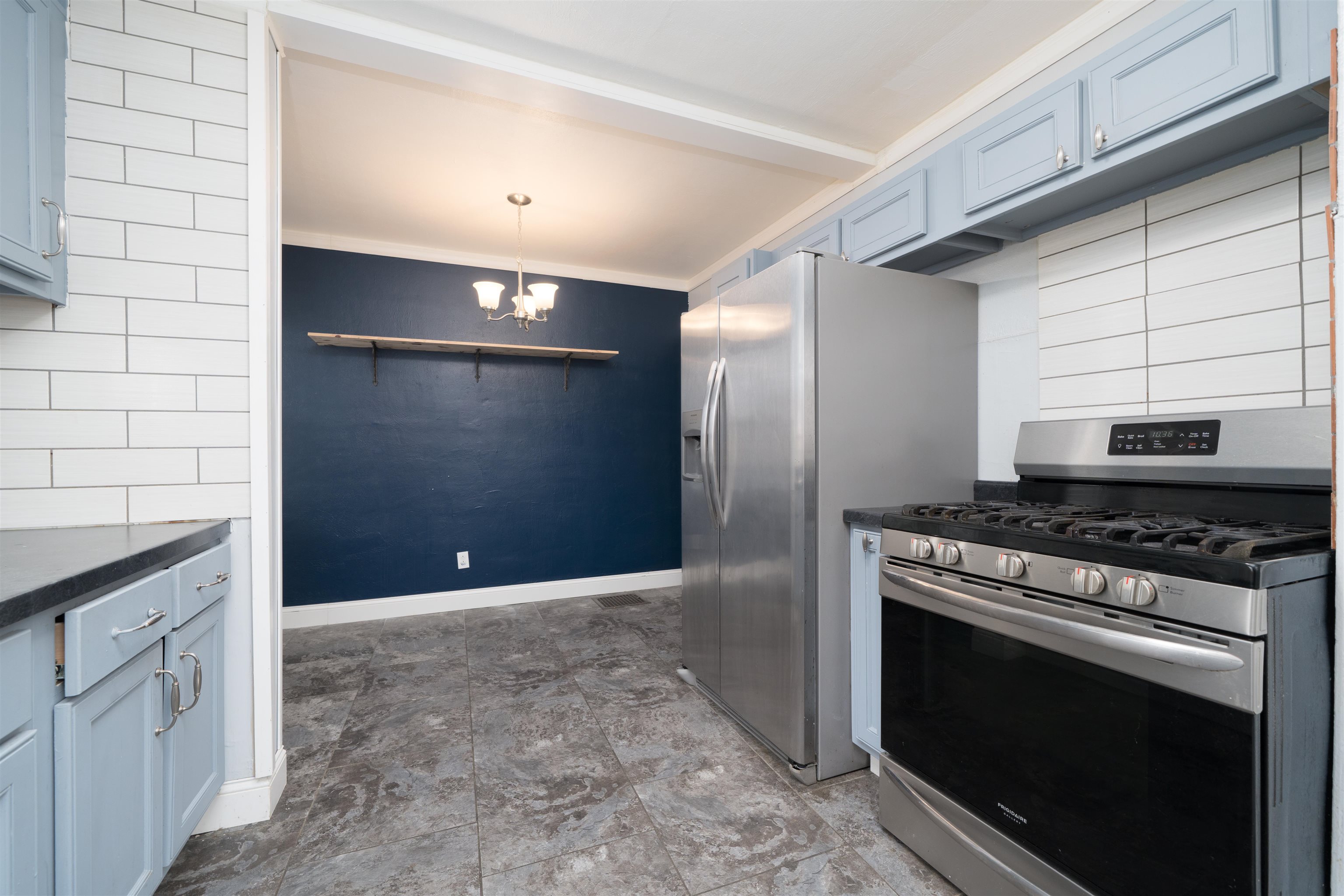 3414 Daviess St, Owensboro, Kentucky 42303, 3 Bedrooms Bedrooms, ,2 BathroomsBathrooms,Single Family Residence,For Sale,Daviess St,93406