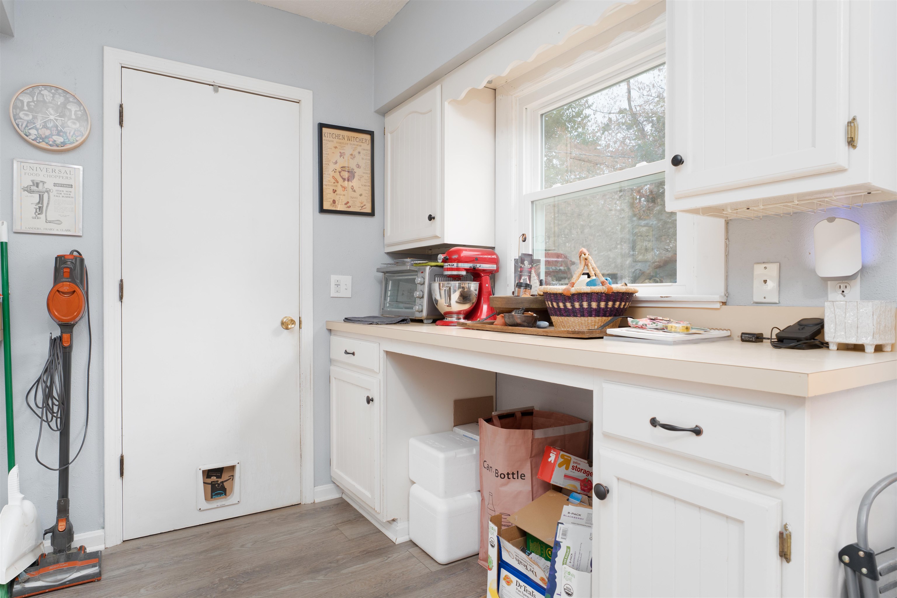 2252 York St S, Owensboro, Kentucky 42301, 4 Bedrooms Bedrooms, ,3 BathroomsBathrooms,Single Family Residence,For Sale,2252 York St S,93413