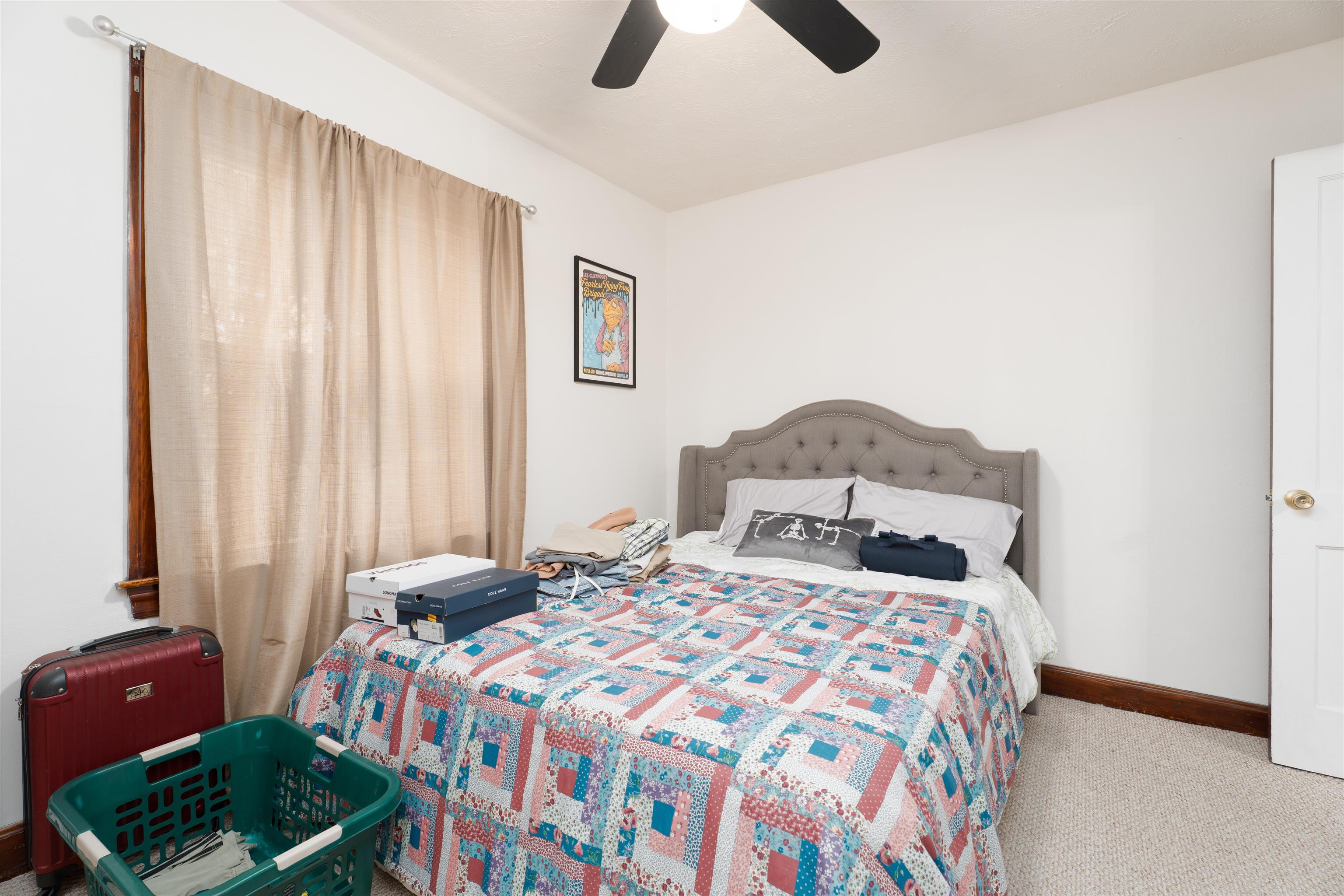 2252 York St S, Owensboro, Kentucky 42301, 4 Bedrooms Bedrooms, ,3 BathroomsBathrooms,Single Family Residence,For Sale,2252 York St S,93413