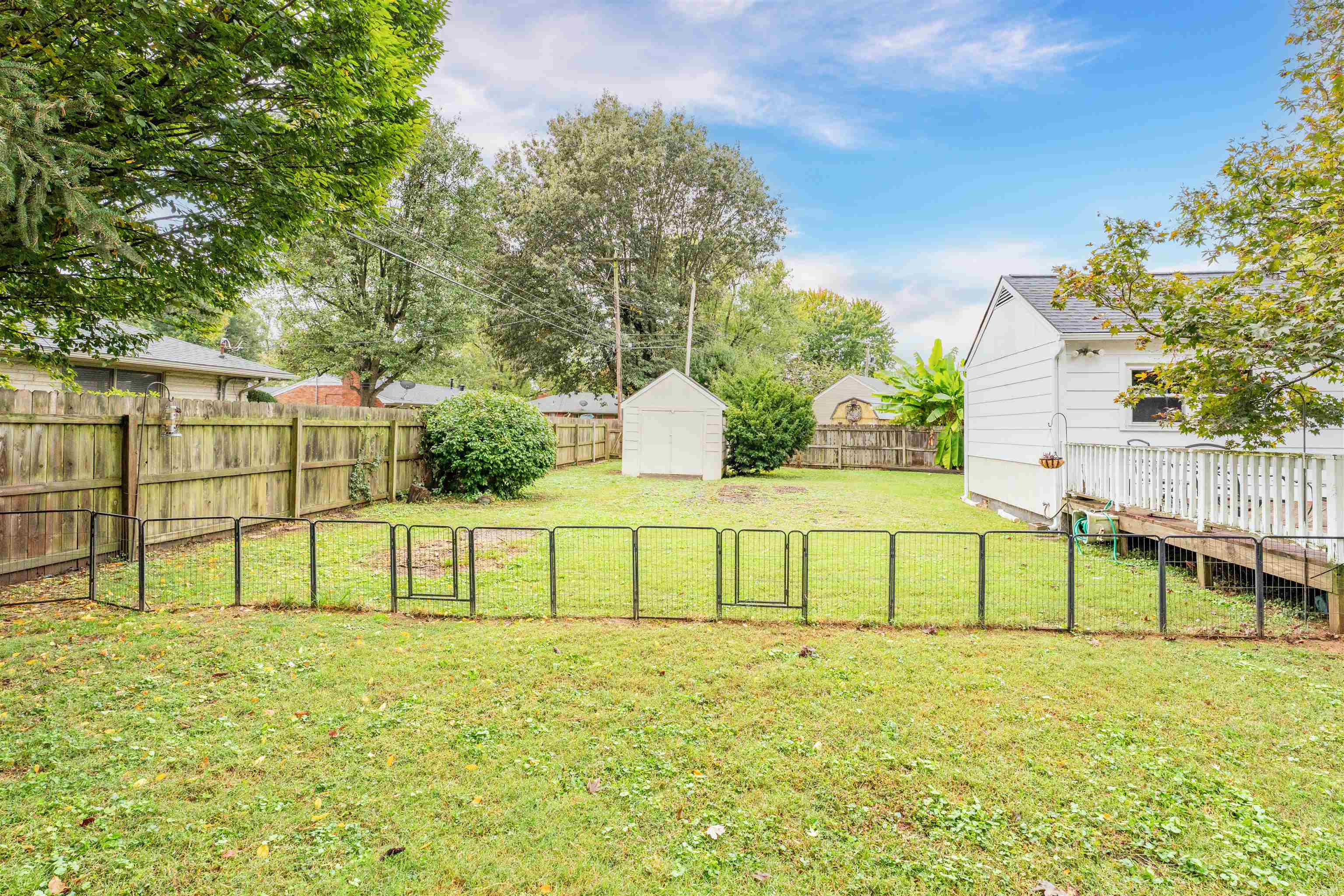 2252 York St S, Owensboro, Kentucky 42301, 4 Bedrooms Bedrooms, ,3 BathroomsBathrooms,Single Family Residence,For Sale,2252 York St S,93413