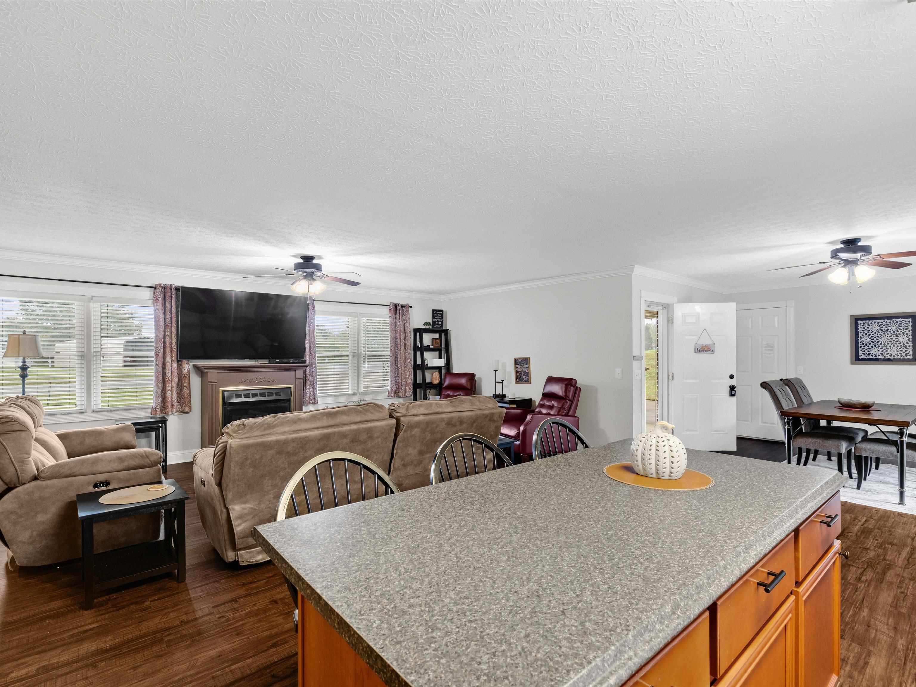 203 Cherry Hill Road, Central City, Kentucky 42330, 3 Bedrooms Bedrooms, ,2 BathroomsBathrooms,Single Family Residence,For Sale,Cherry Hill Road,93423