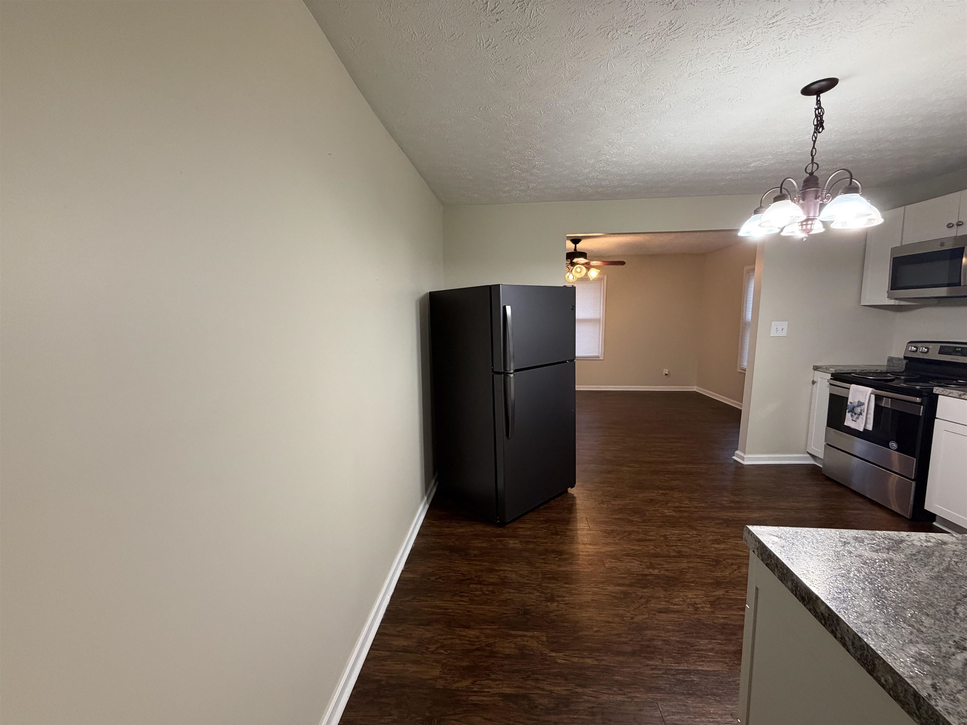 1808 15th, Owensboro, Kentucky 42303-4024, 2 Bedrooms Bedrooms, ,1 BathroomBathrooms,Single Family Residence,For Sale,15th,93428