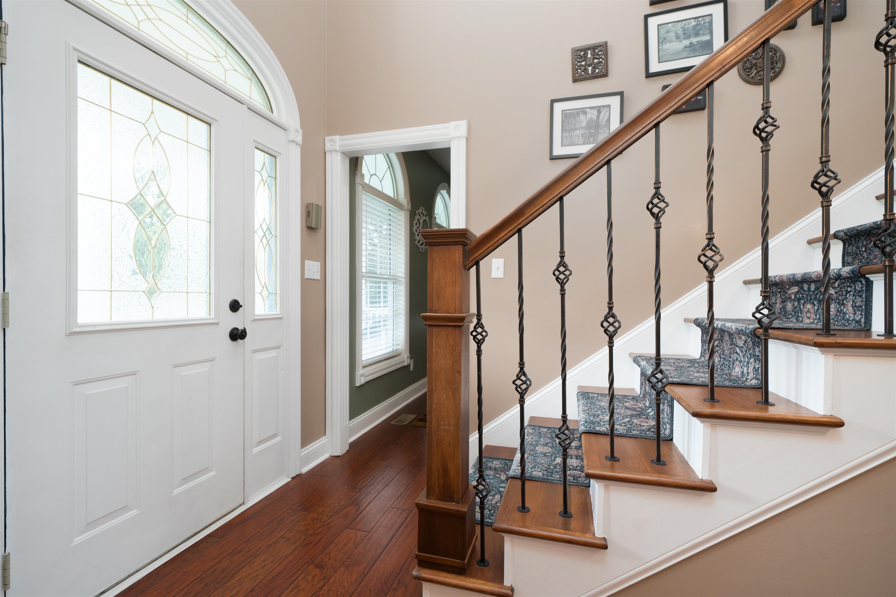 4329 Valleyview Ct, Owensboro, Kentucky 42303, 6 Bedrooms Bedrooms, ,3 BathroomsBathrooms,Single Family Residence,For Sale,Valleyview Ct,93449