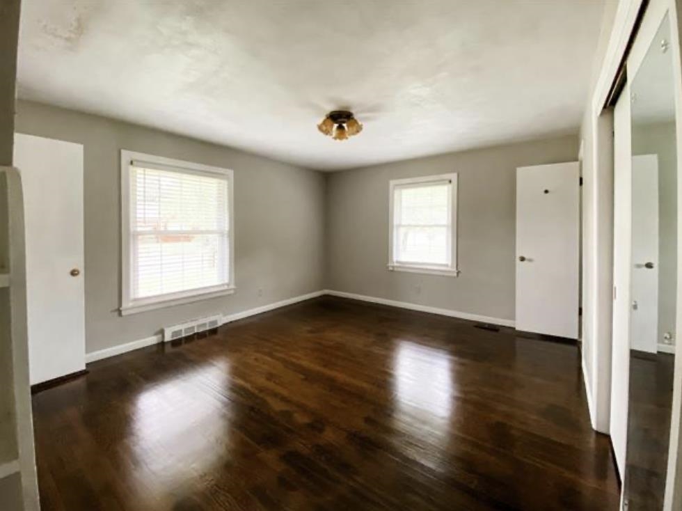 2020 York Dr, Owensboro, Kentucky 42301, 3 Bedrooms Bedrooms, ,2 BathroomsBathrooms,Single Family Residence,For Sale,York Dr,93450