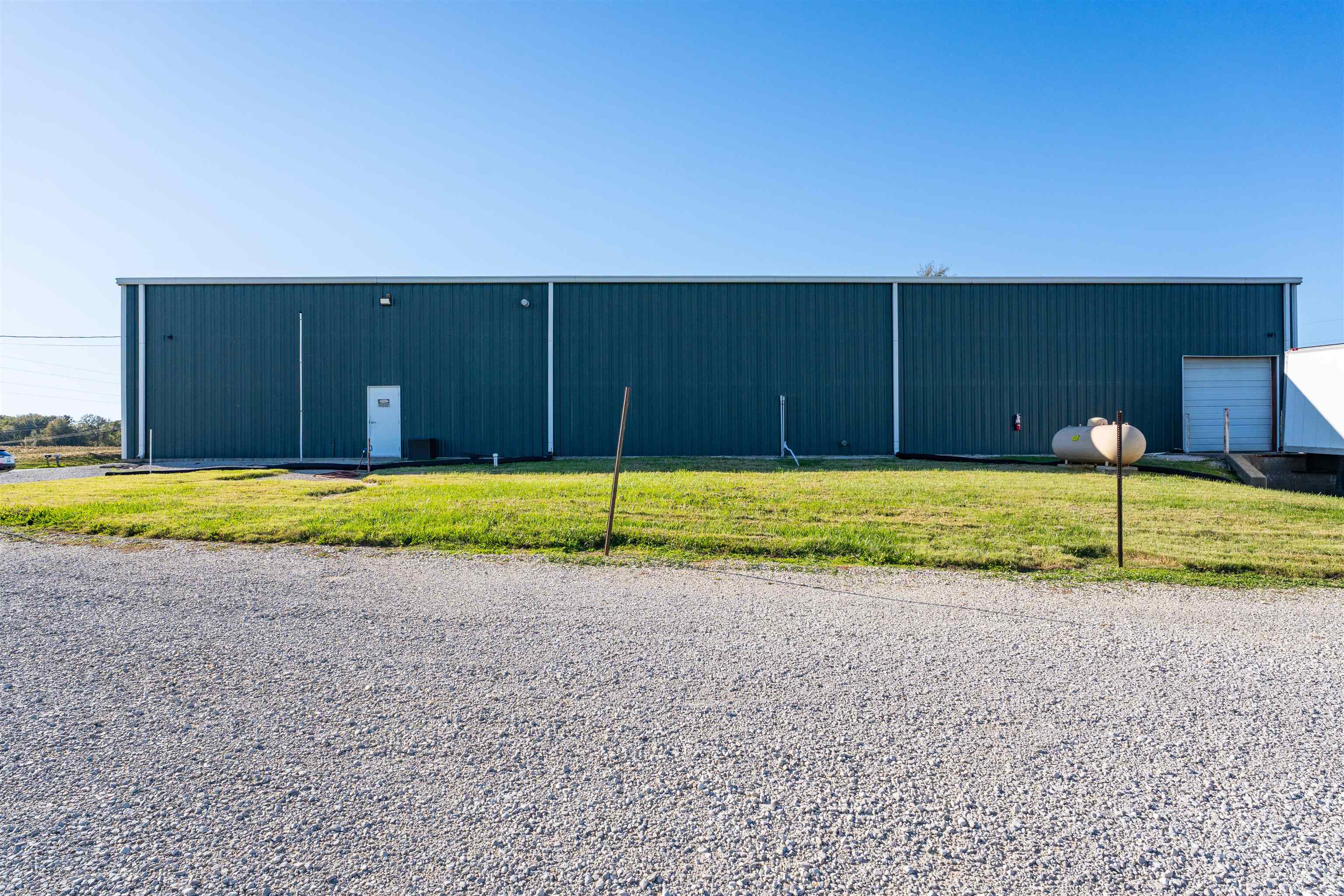3425 Highway 140, Utica, Kentucky 42376, ,Warehouse,For Sale,Highway 140,93458