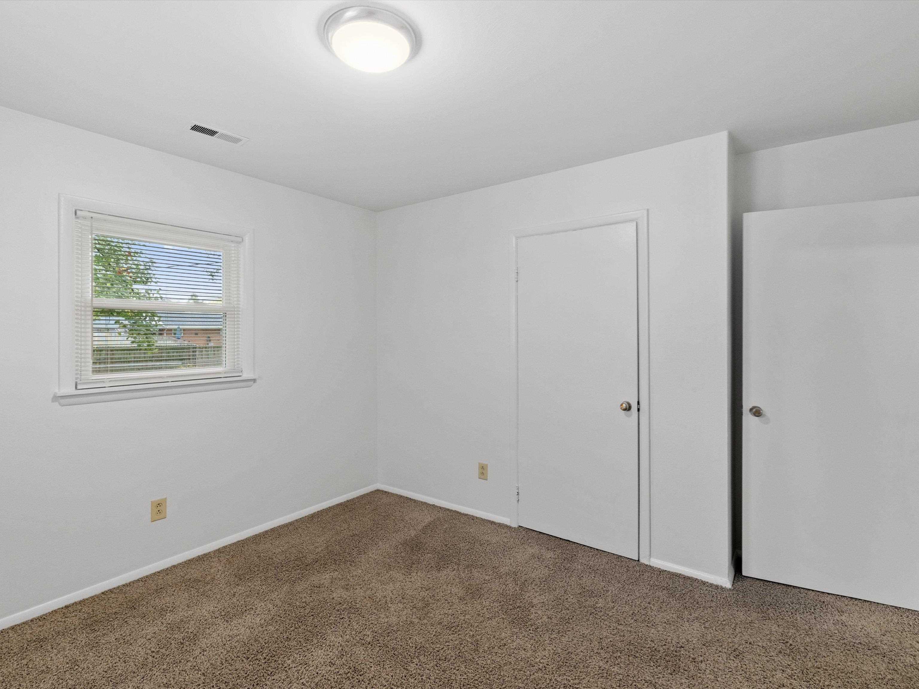 3844 Kipling Dr, Owensboro, Kentucky 42303, 3 Bedrooms Bedrooms, ,1 BathroomBathrooms,Single Family Residence,For Sale,Kipling Dr,93459