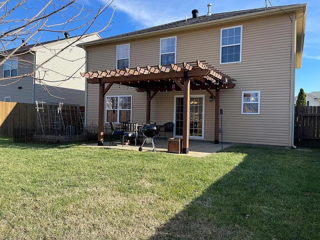 2165 Summer Walk, Owensboro, Kentucky 42303, 3 Bedrooms Bedrooms, ,2 BathroomsBathrooms,Single Family Residence,For Sale,Summer Walk,93463