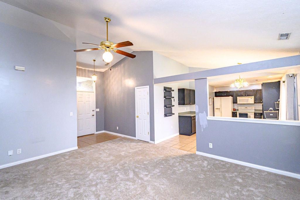 4501 Barrington Place, Owensboro, Kentucky 42301-7907, 3 Bedrooms Bedrooms, ,2 BathroomsBathrooms,Single Family Residence,For Sale,Barrington Place,93467