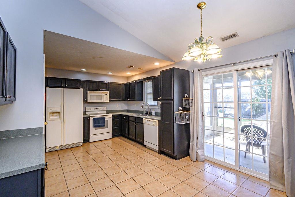 4501 Barrington Place, Owensboro, Kentucky 42301-7907, 3 Bedrooms Bedrooms, ,2 BathroomsBathrooms,Single Family Residence,For Sale,Barrington Place,93467