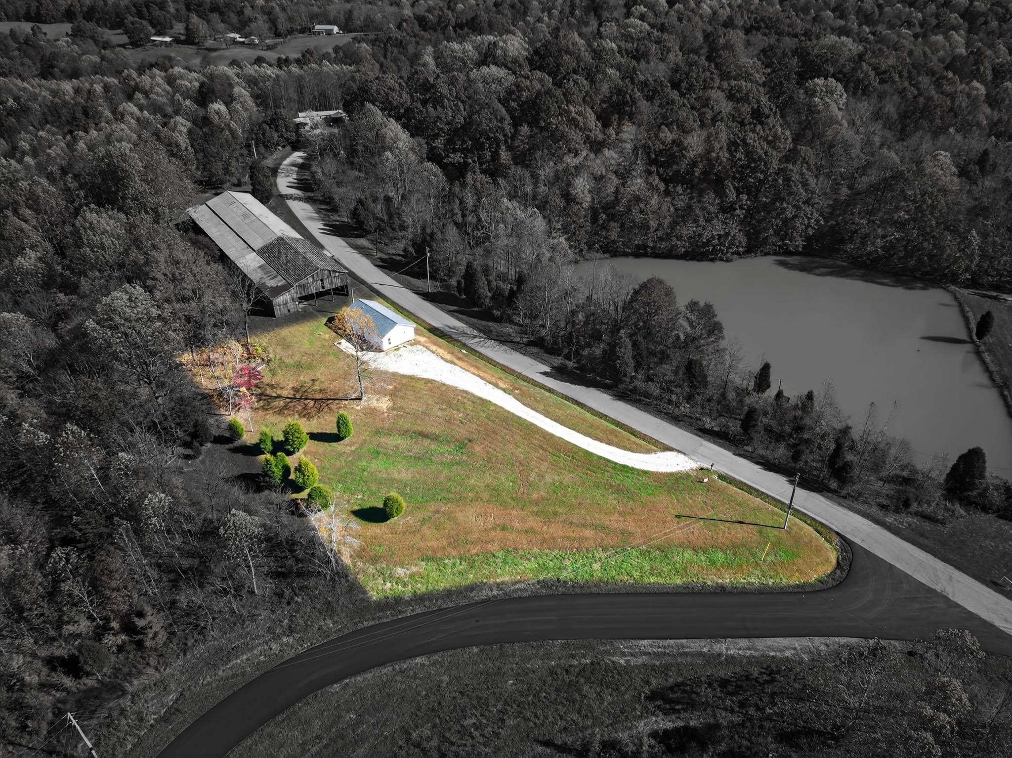 2156 Yeakel Road, Reynolds Station, Kentucky 42368, 1 Bedroom Bedrooms, ,1 BathroomBathrooms,Single Family Residence,For Sale,Yeakel Road,93469