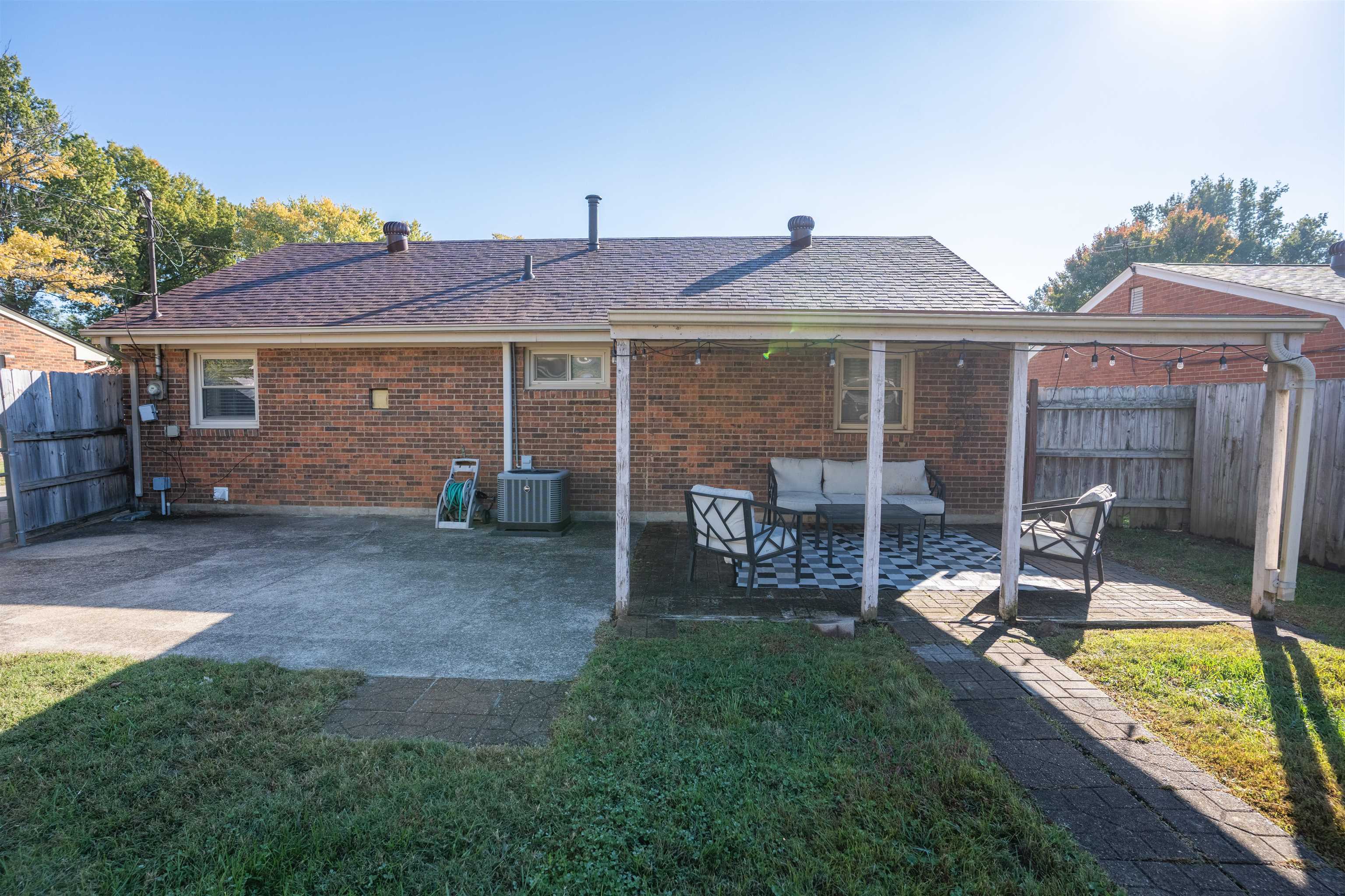 4000 Kipling Dr, Owensboro, Kentucky 42303, 3 Bedrooms Bedrooms, ,1 BathroomBathrooms,Single Family Residence,For Sale,Kipling Dr,93483