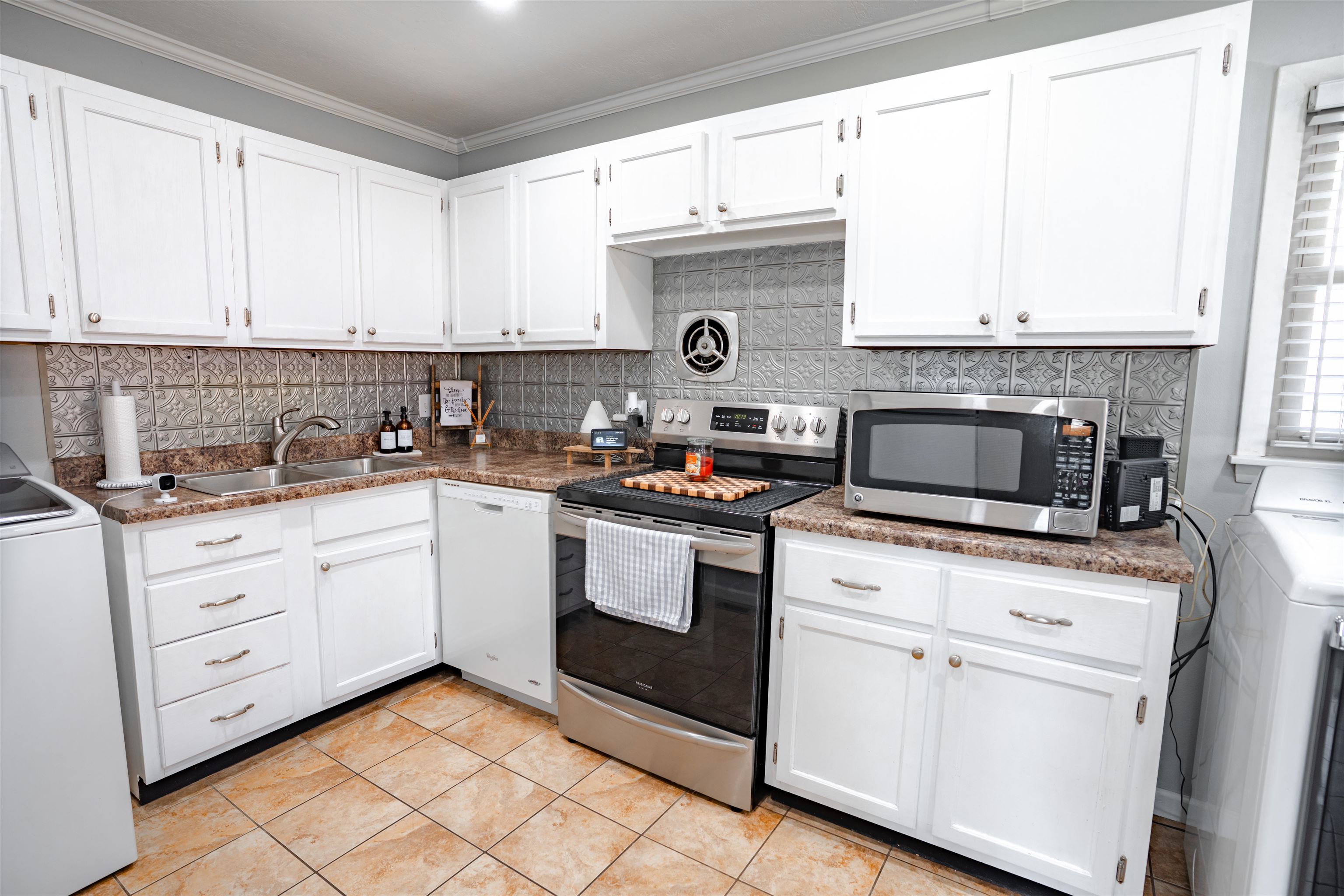 4000 Kipling Dr, Owensboro, Kentucky 42303, 3 Bedrooms Bedrooms, ,1 BathroomBathrooms,Single Family Residence,For Sale,Kipling Dr,93483