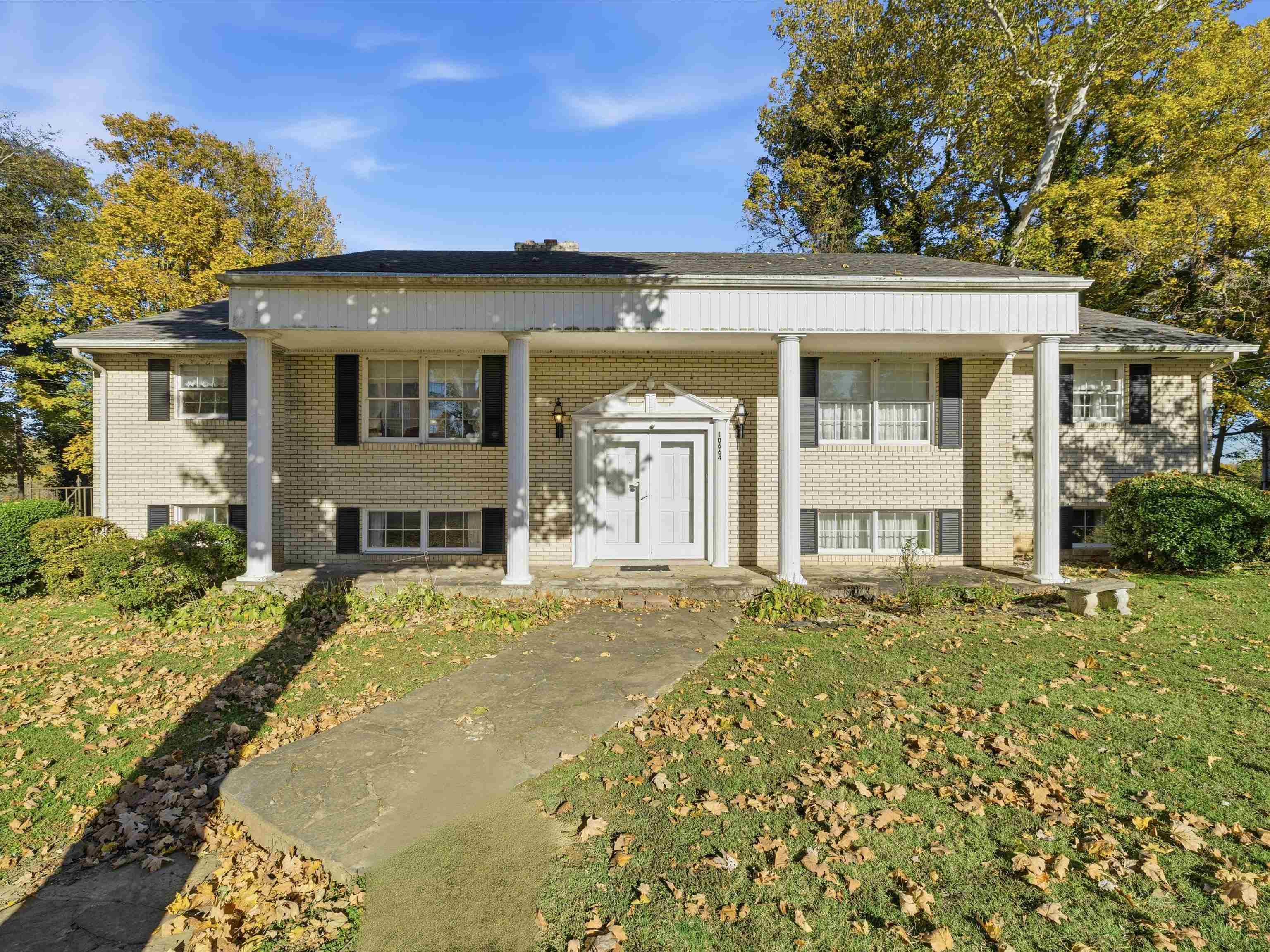 10664 US Hwy 431, Central City, Kentucky 42330, 3 Bedrooms Bedrooms, ,3 BathroomsBathrooms,Single Family Residence,For Sale,US Hwy 431,93499