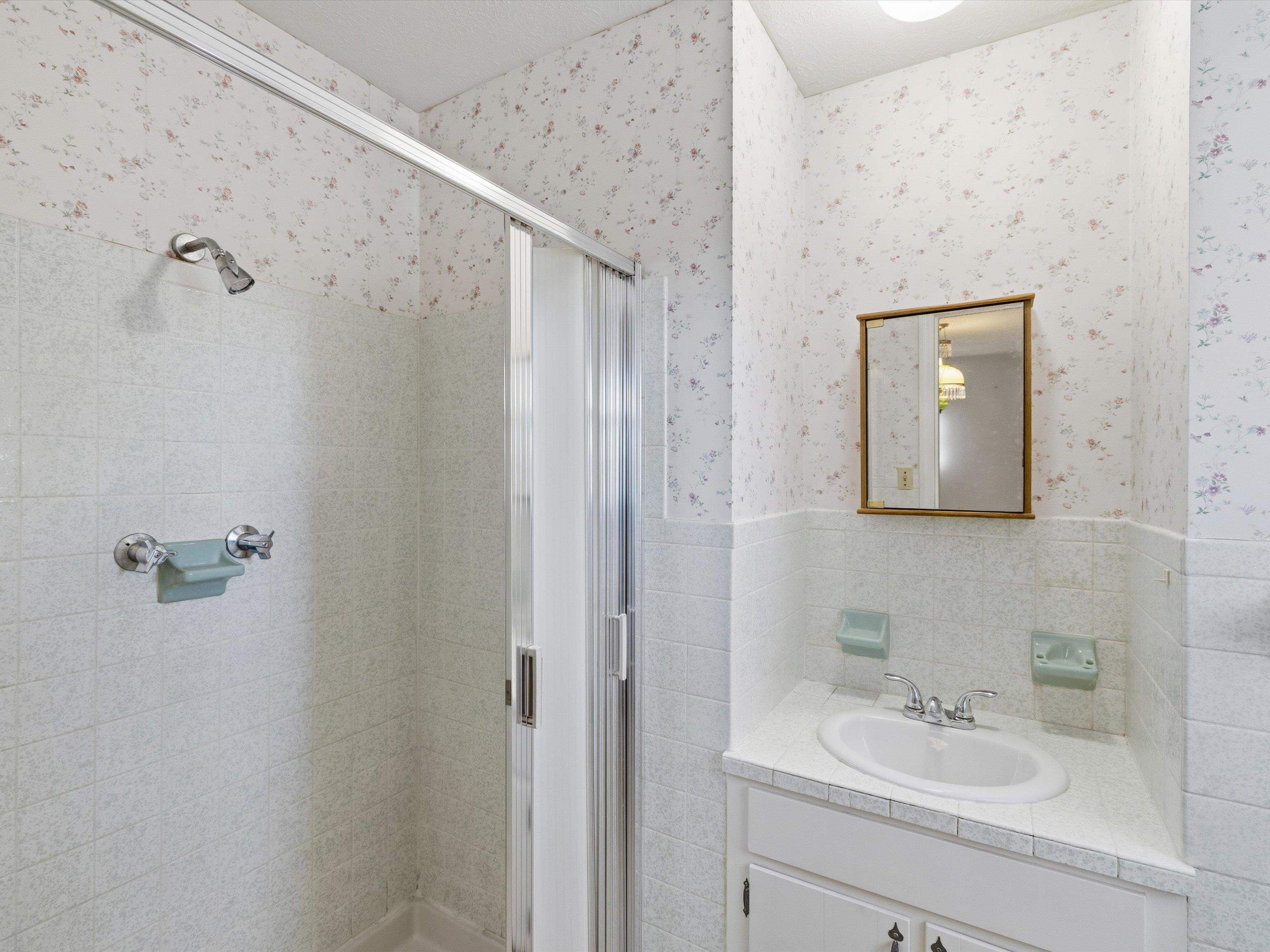 10664 US Hwy 431, Central City, Kentucky 42330, 3 Bedrooms Bedrooms, ,3 BathroomsBathrooms,Single Family Residence,For Sale,US Hwy 431,93499