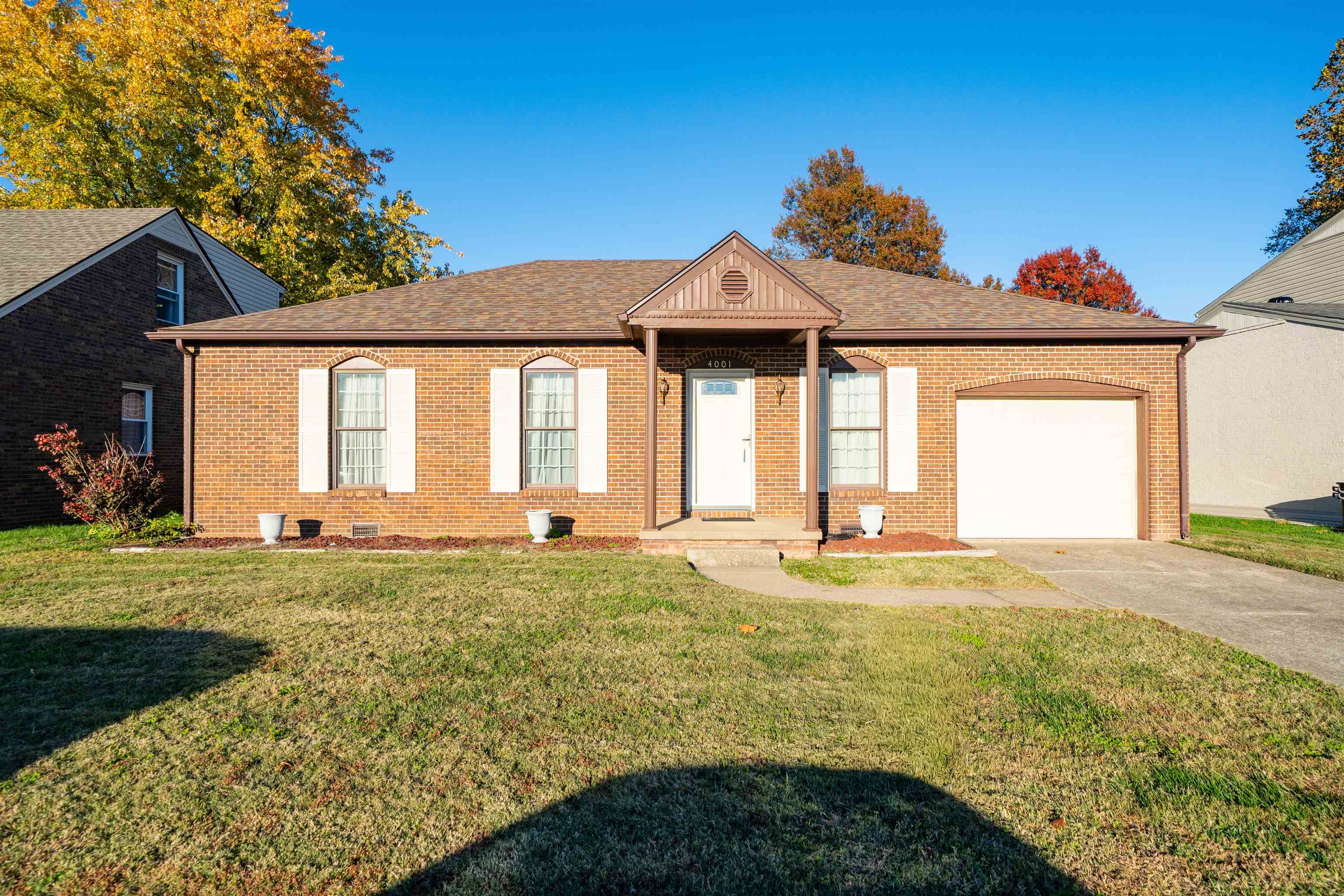 4001 Brentwood Dr, Owensboro, Kentucky 42301, 3 Bedrooms Bedrooms, ,1 BathroomBathrooms,Single Family Residence,For Sale,Brentwood Dr,93500